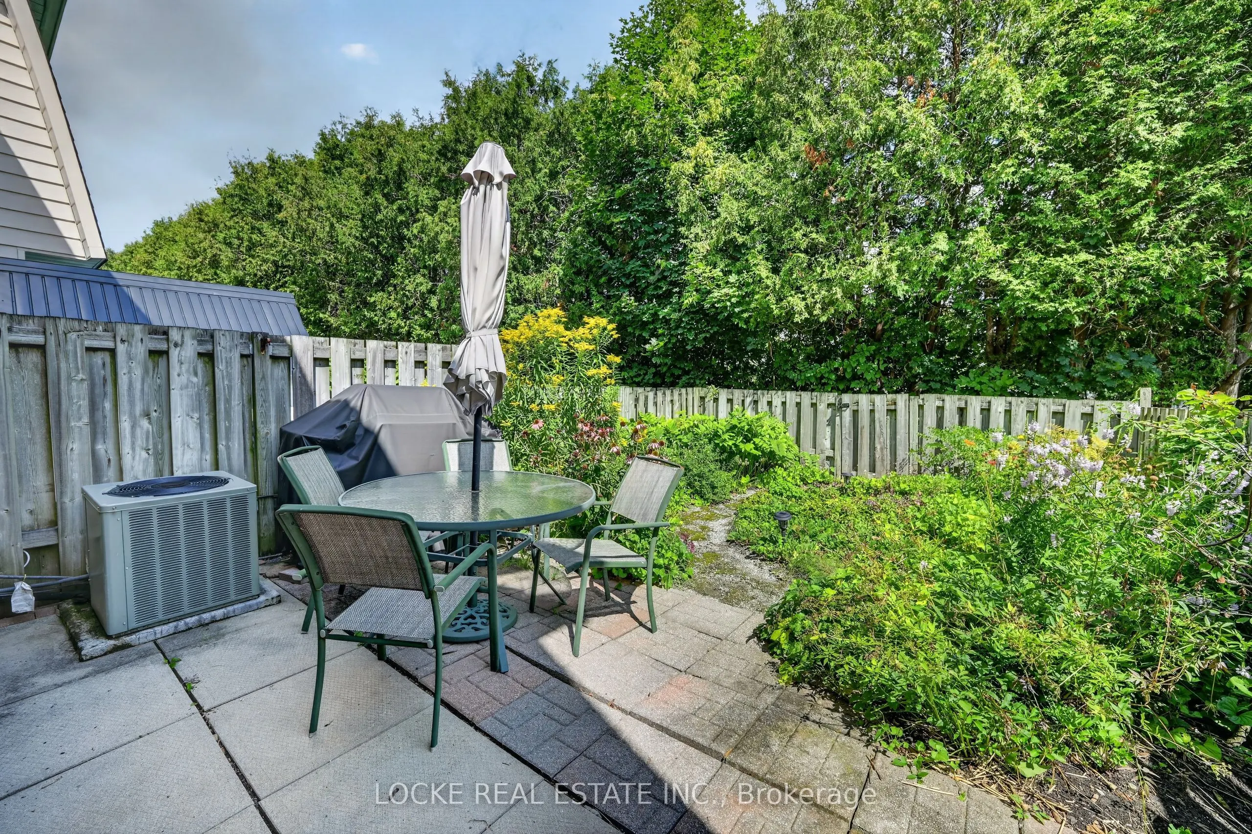 1975 Fairglen Mews #28