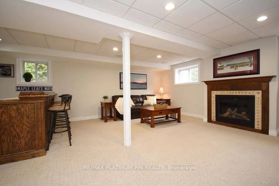 21 Longfield Drive