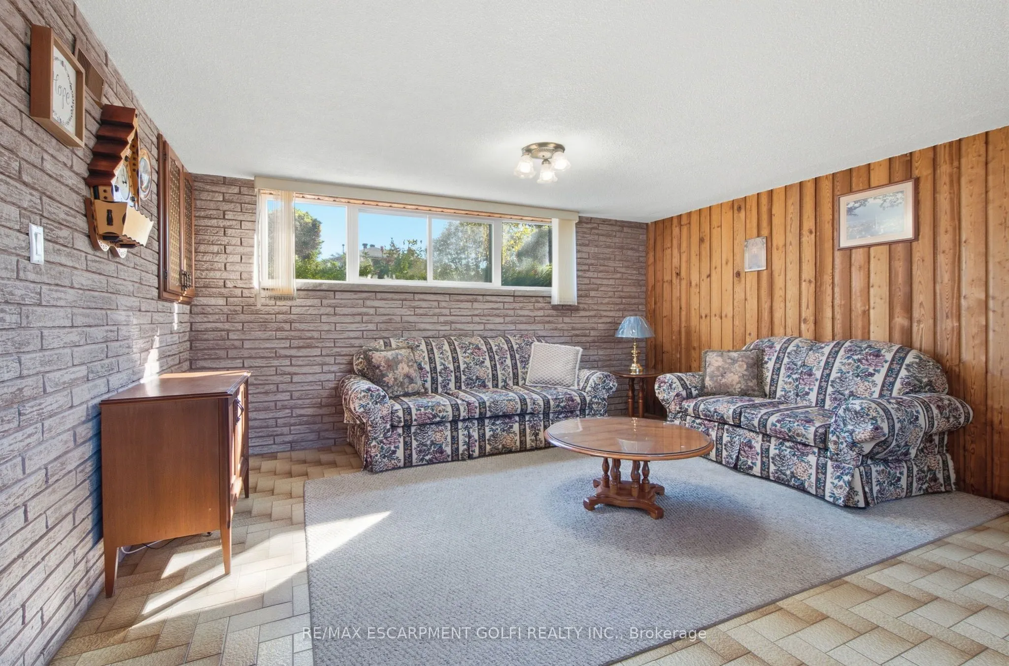 14 Geneva Drive