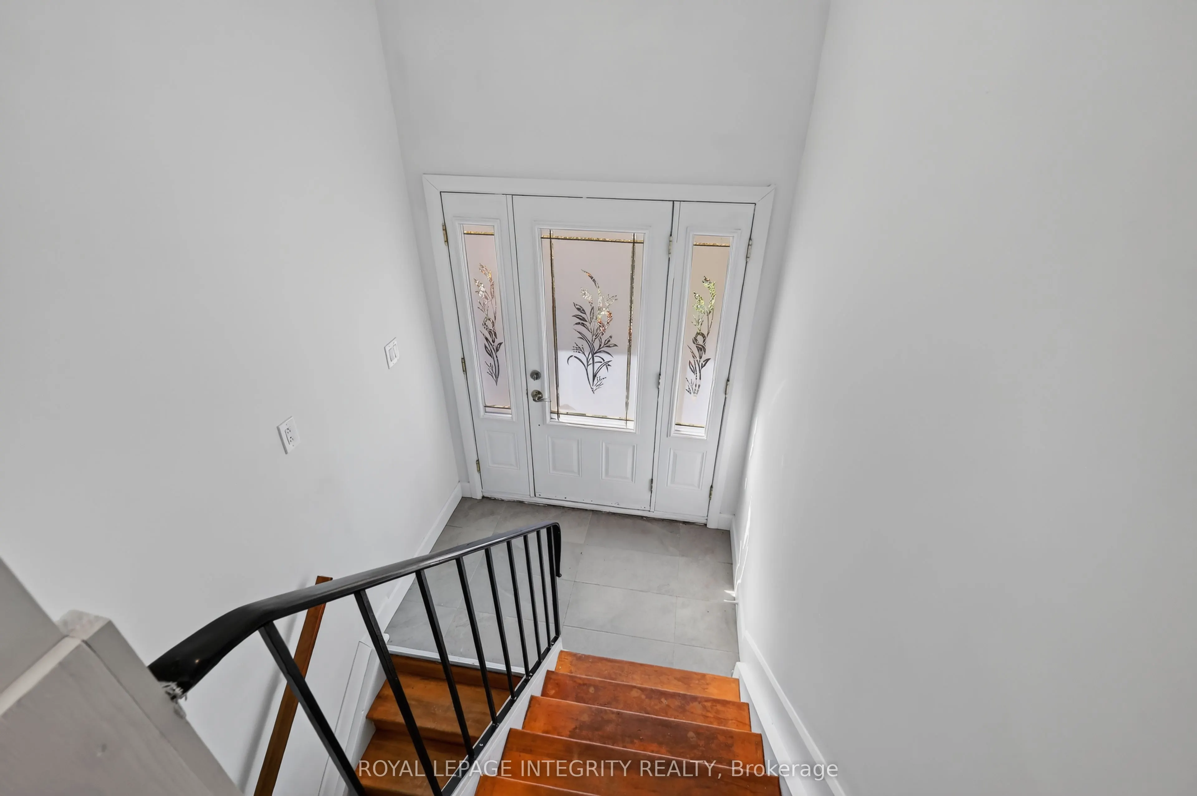 1065 Cadboro Road