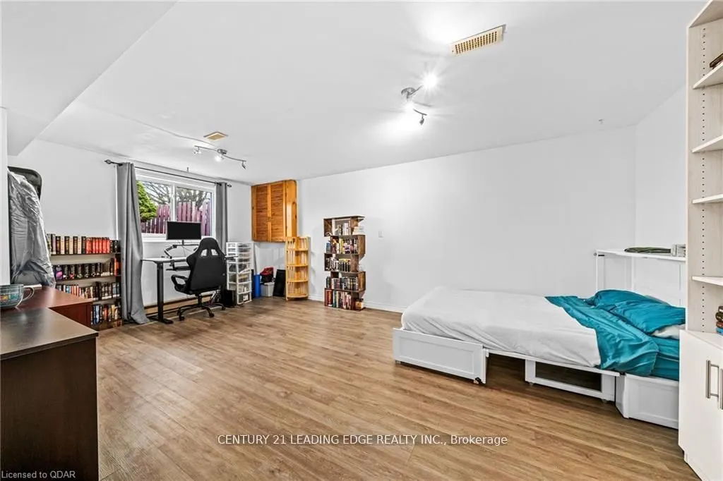 99A Prospect Hill #Lower