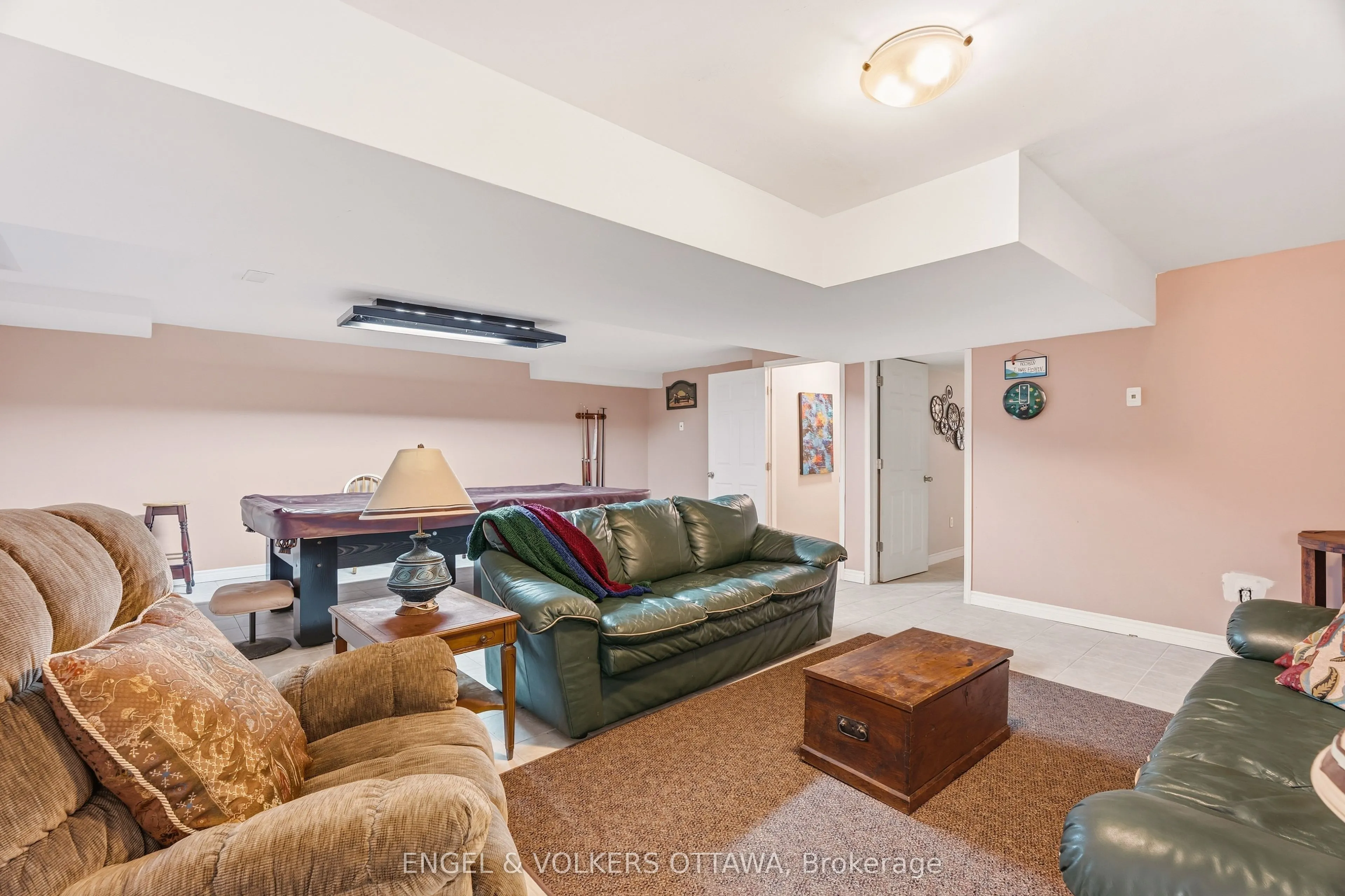 518 Stonechurch Way
