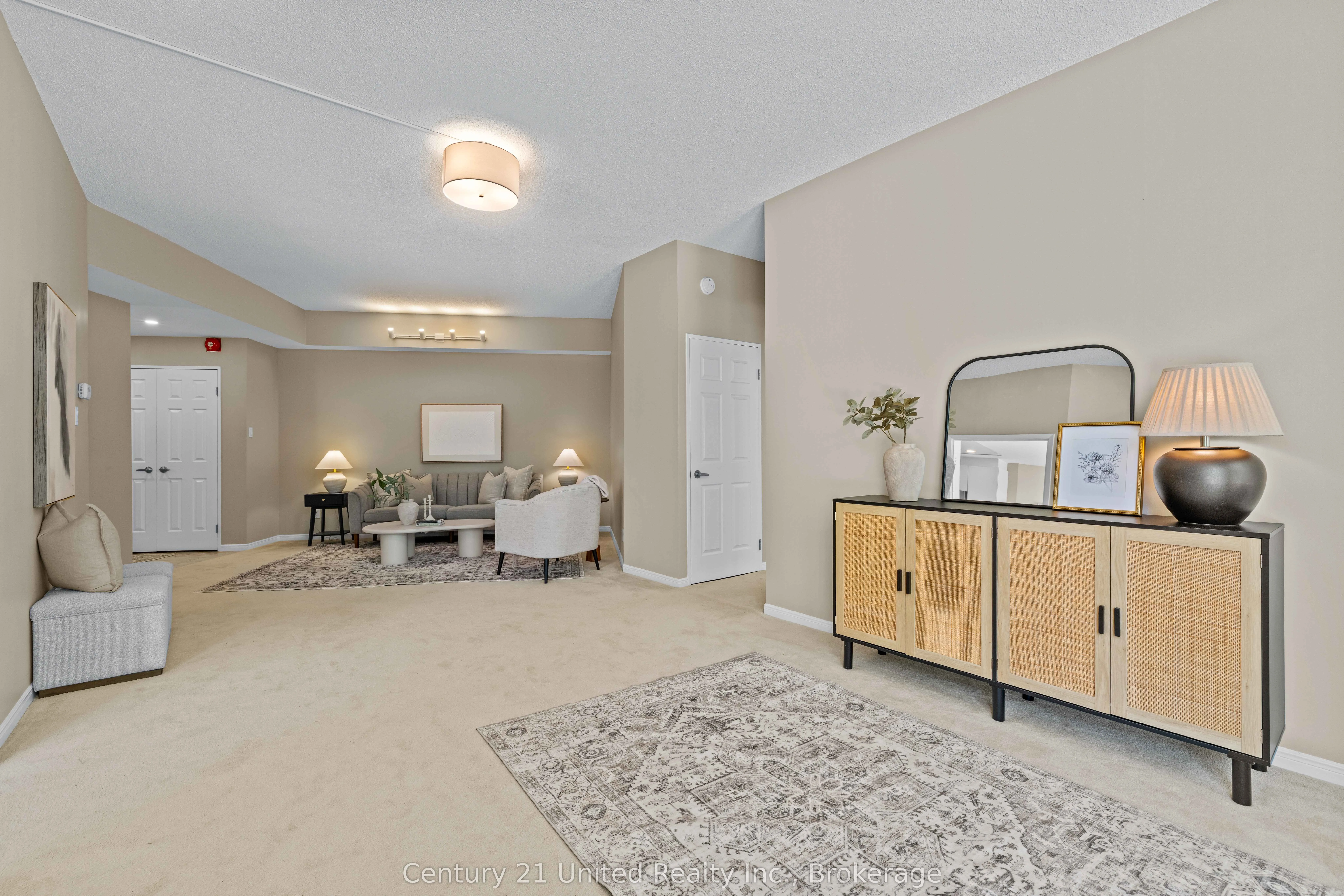 2 George Street N #104