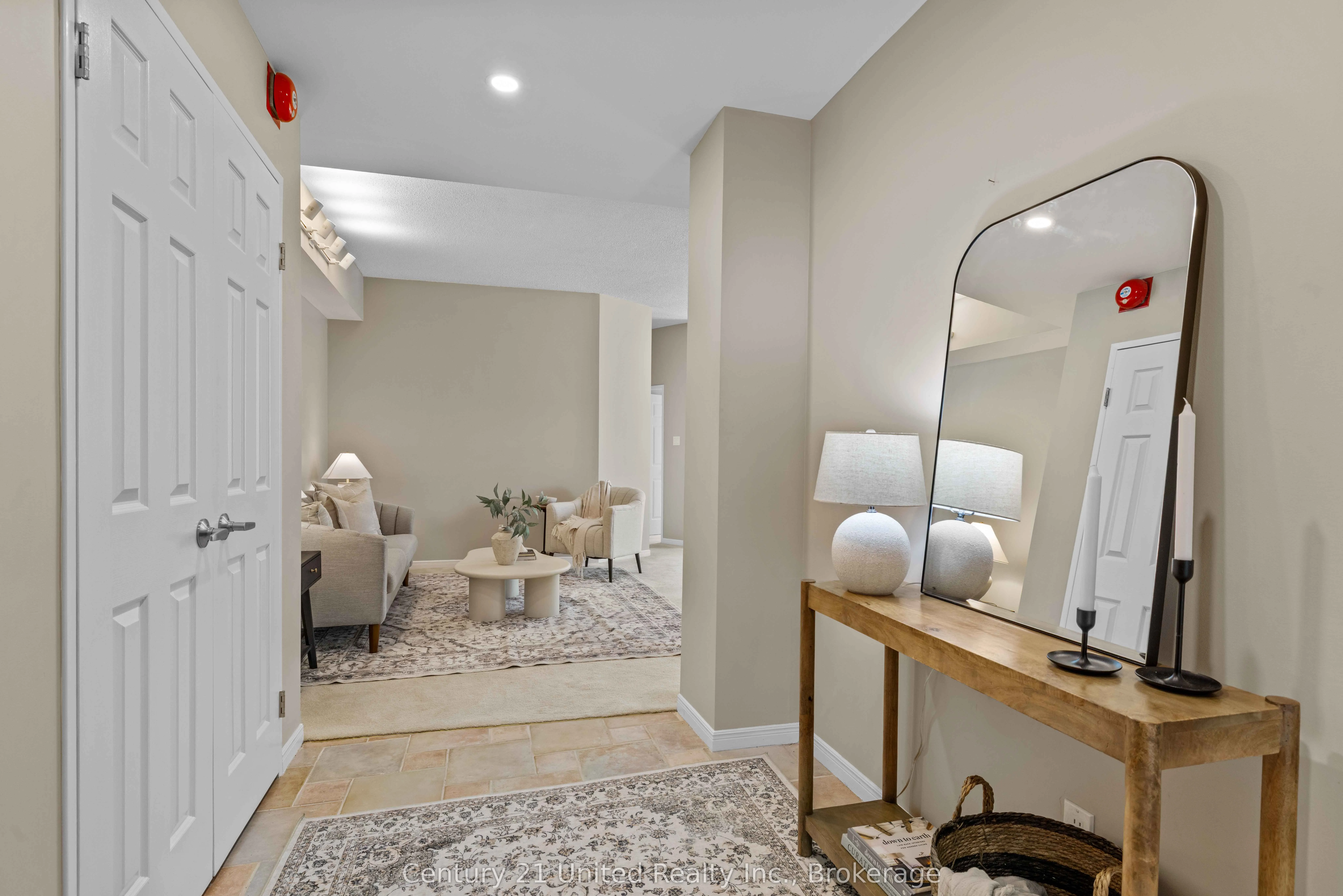 2 George Street N #104