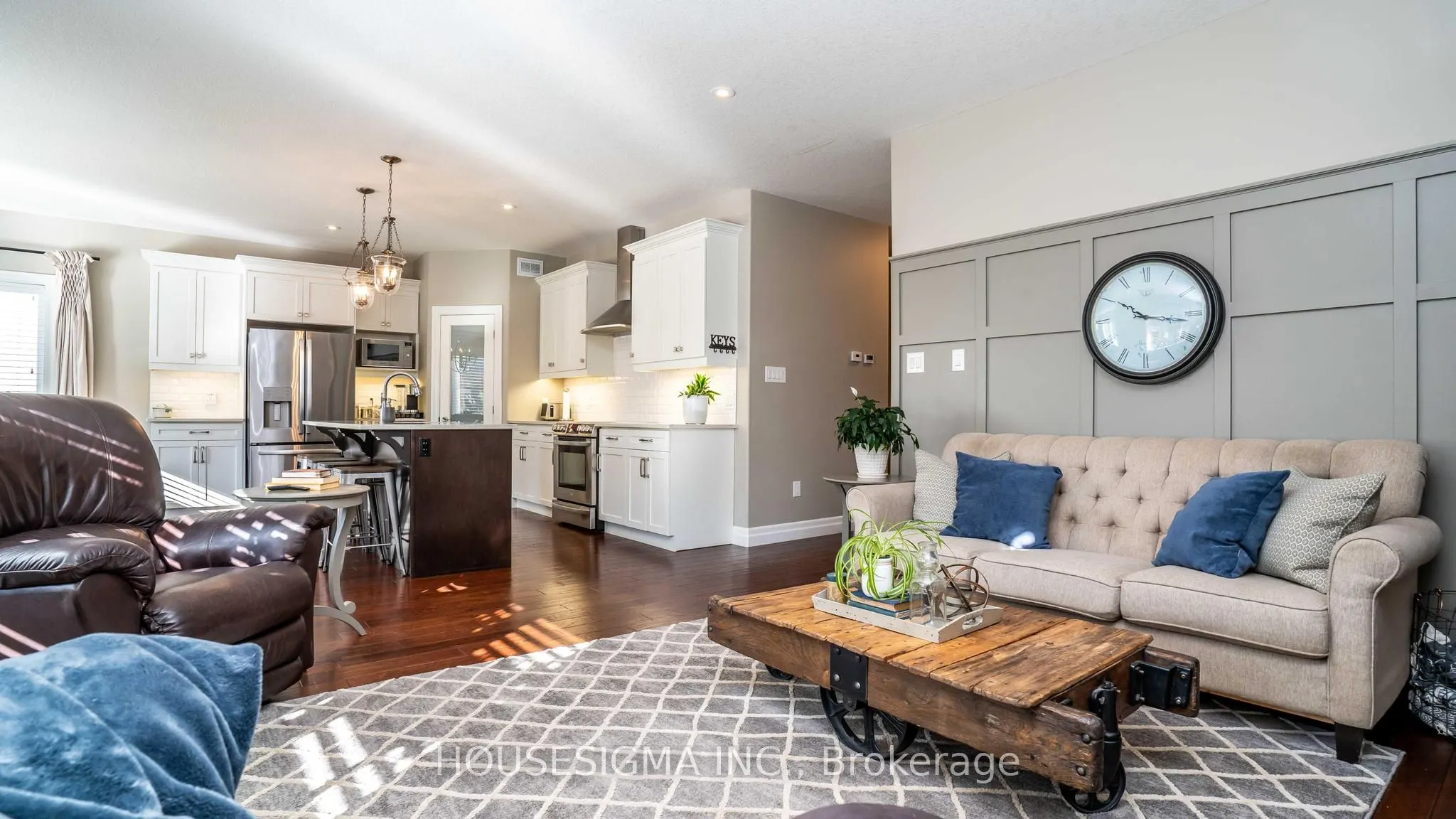 2428 Seven Oaks Ridge
