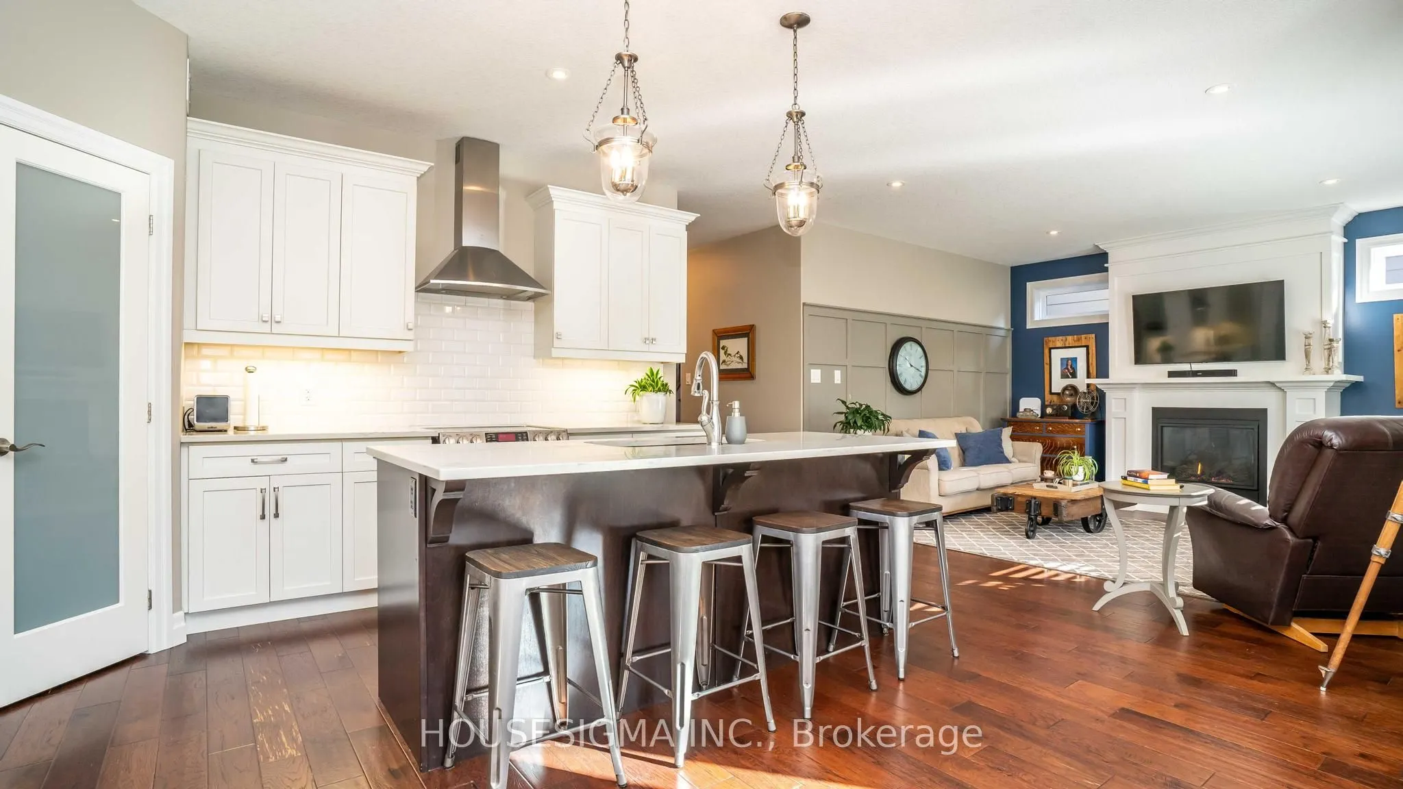 2428 Seven Oaks Ridge