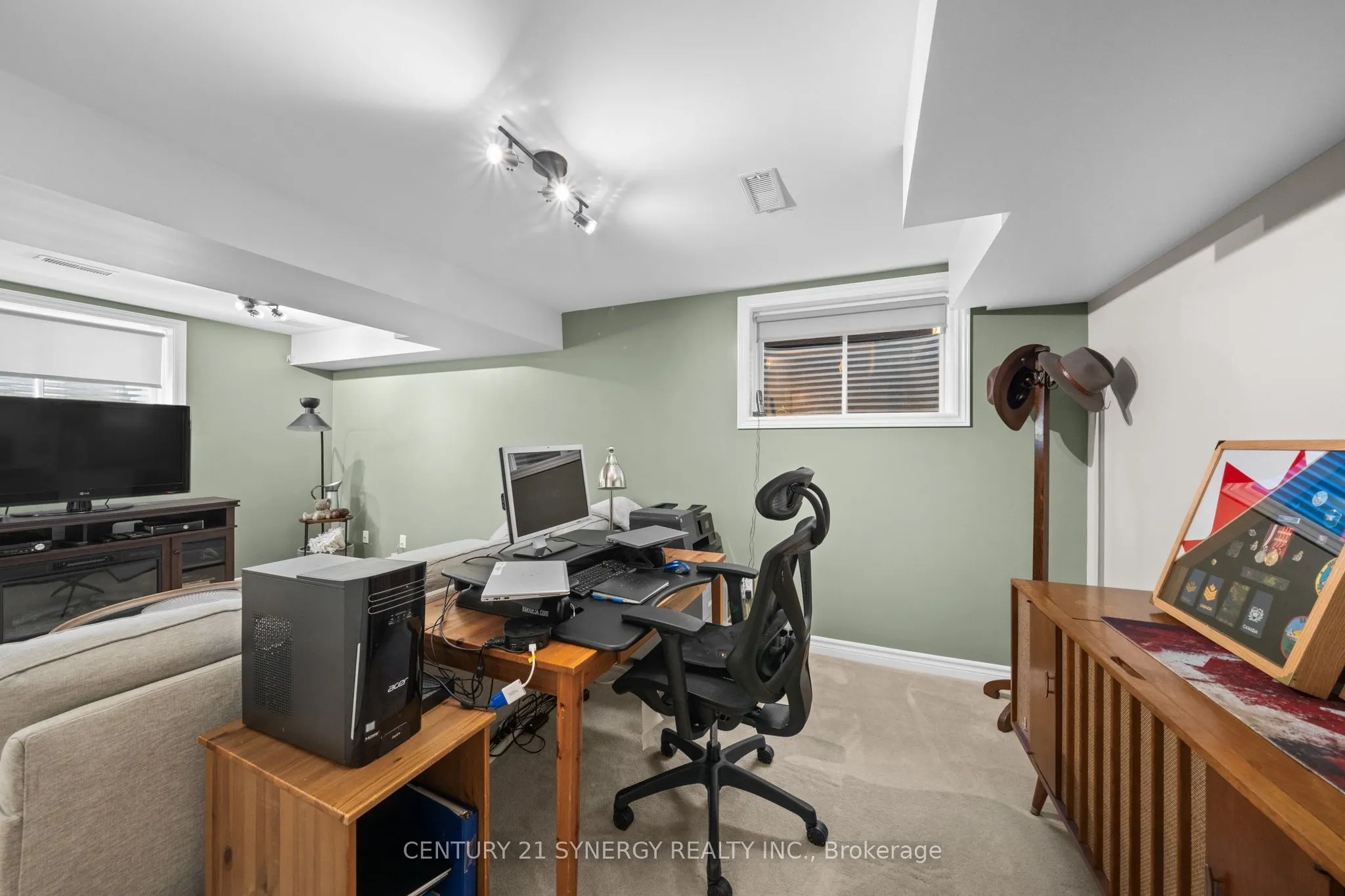 512 Cherokee Way