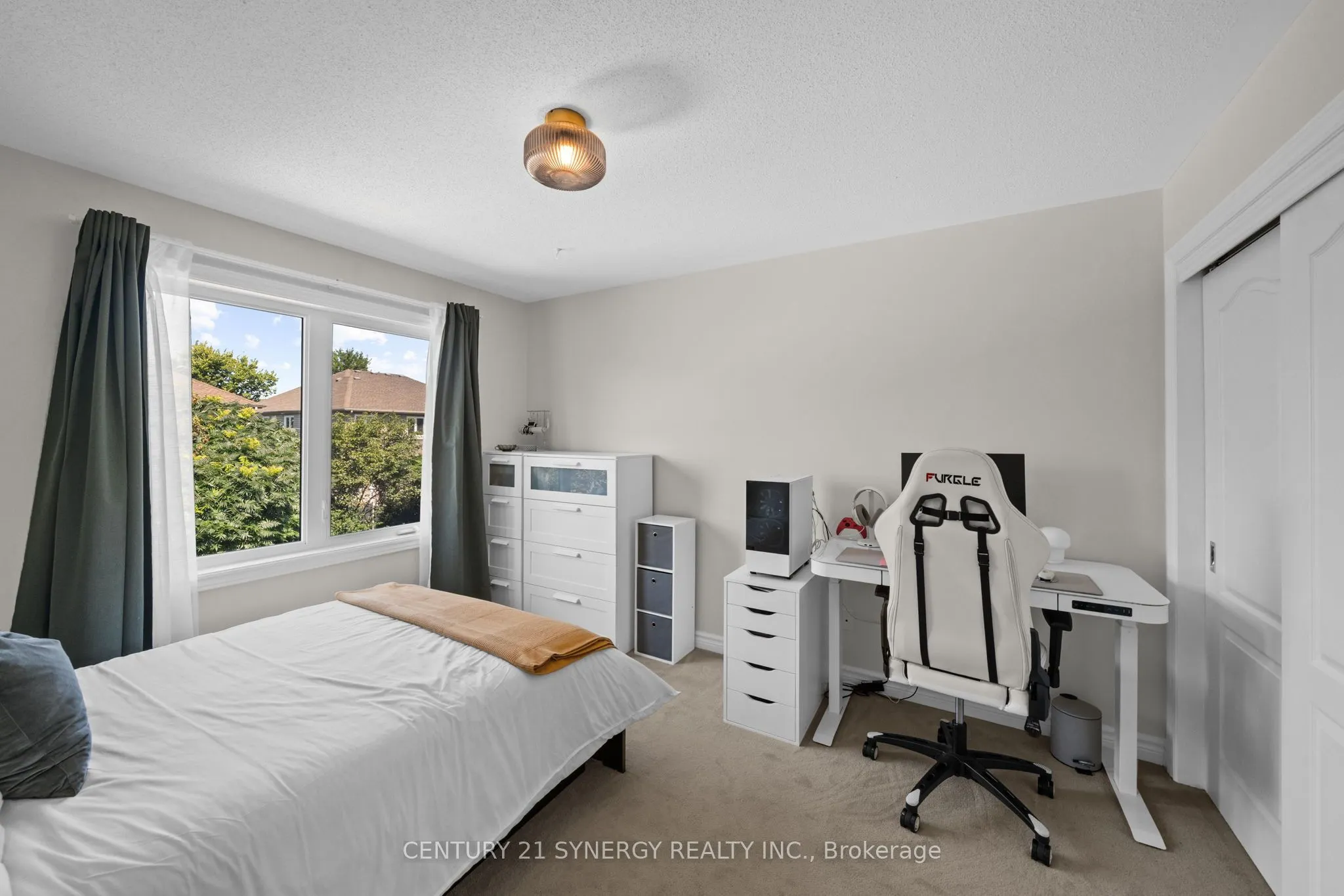 512 Cherokee Way