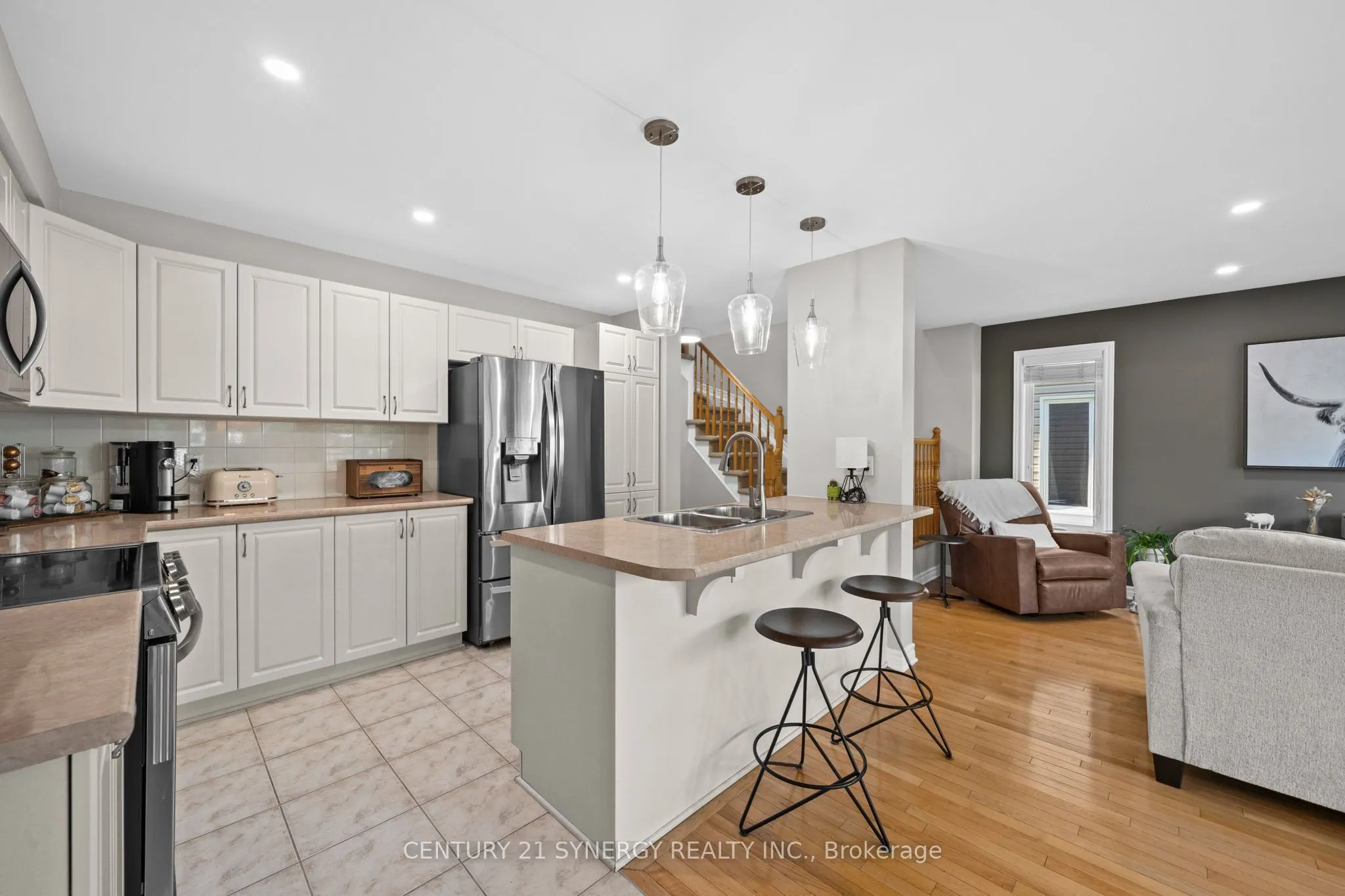 512 Cherokee Way