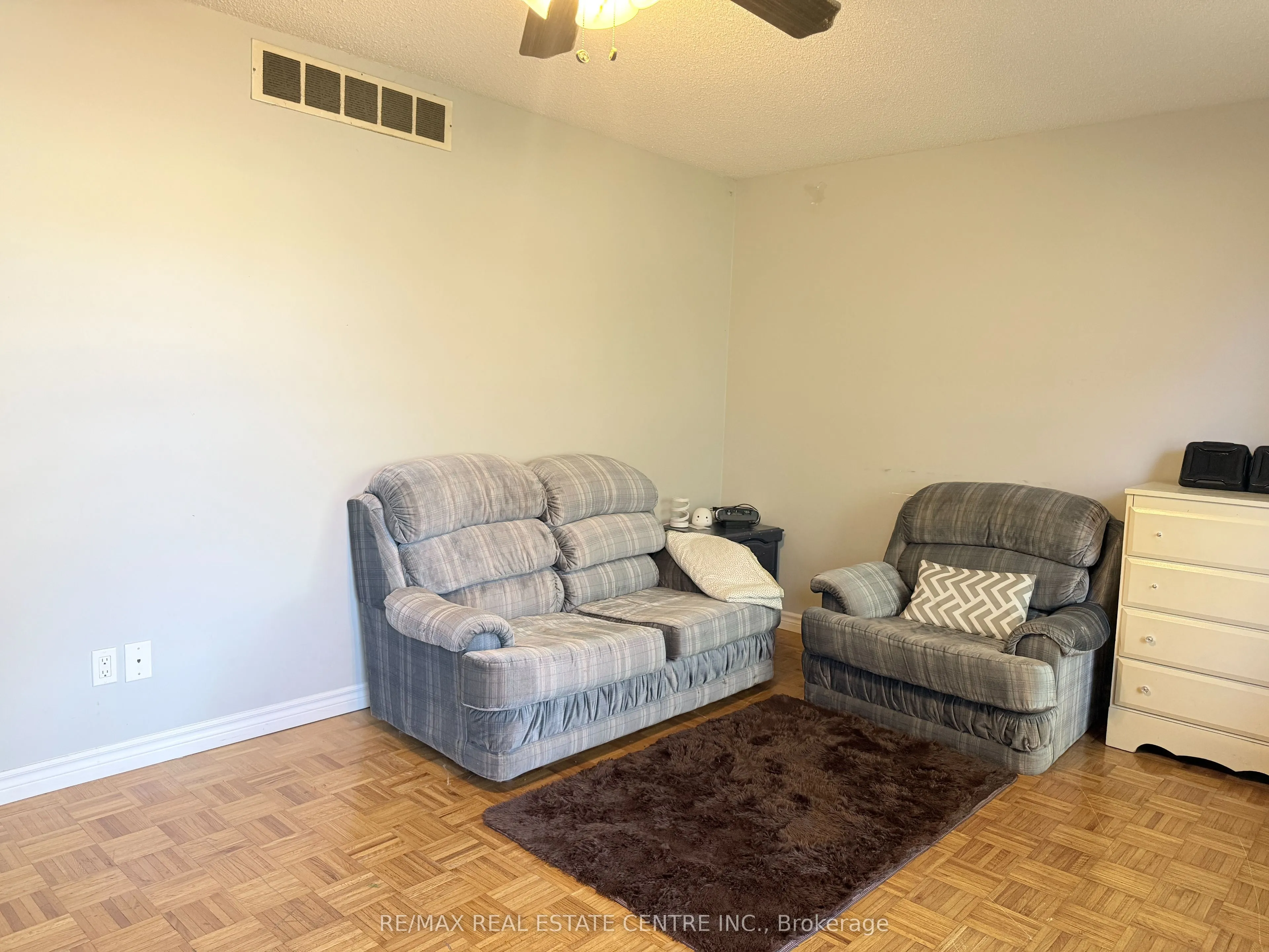 42 Southwood Court