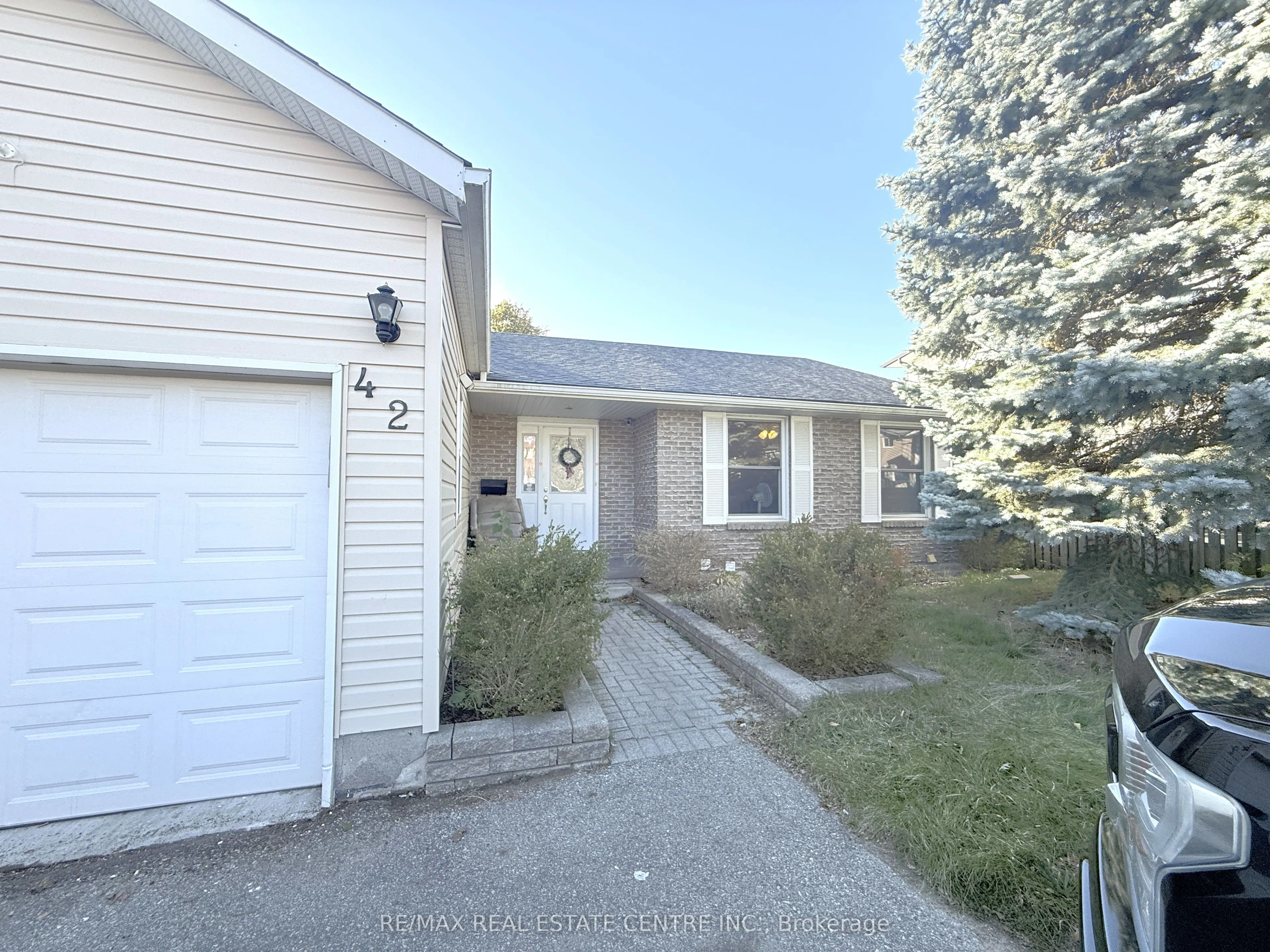 42 Southwood Court