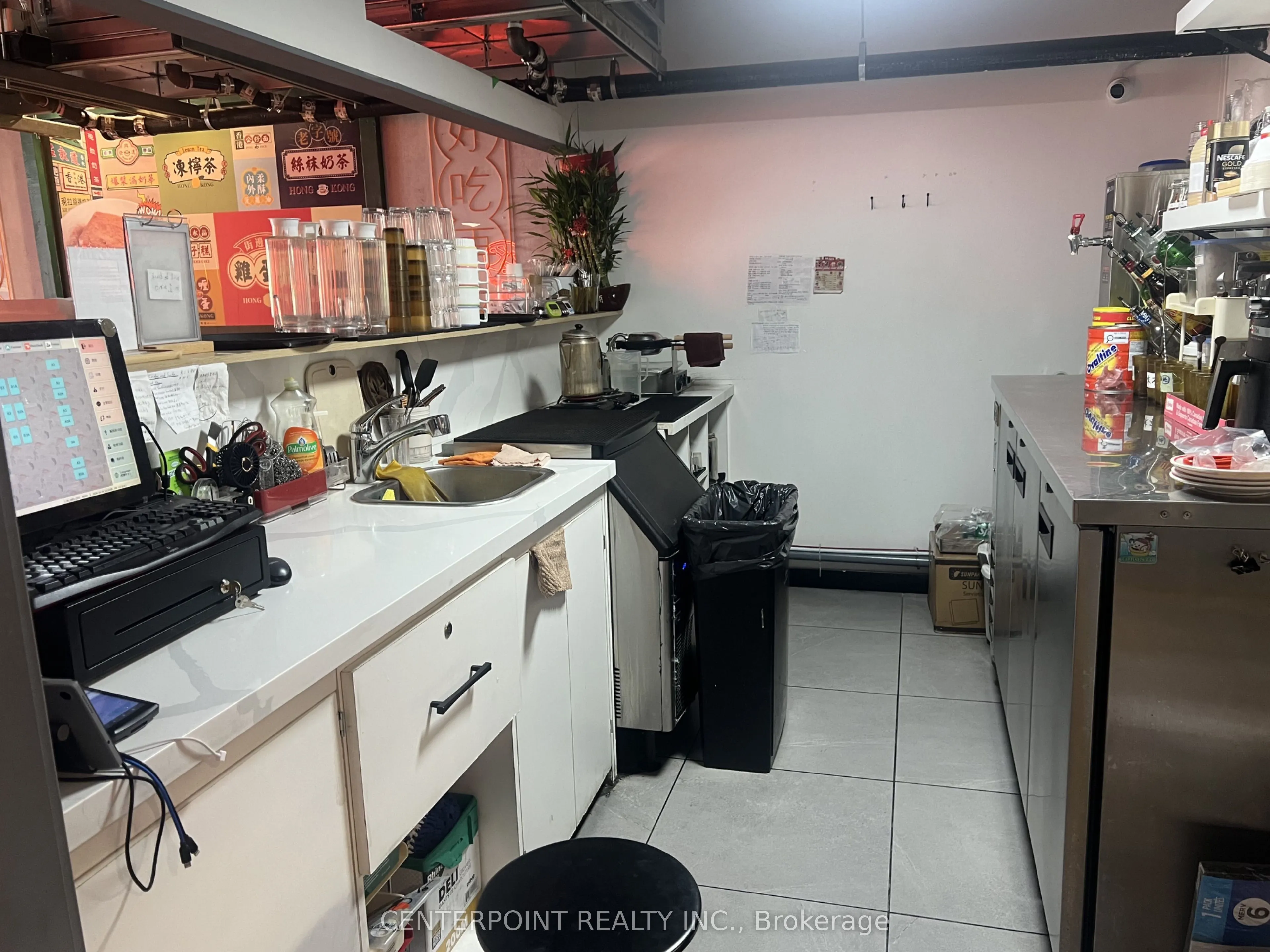 250 Phillip Street #E
