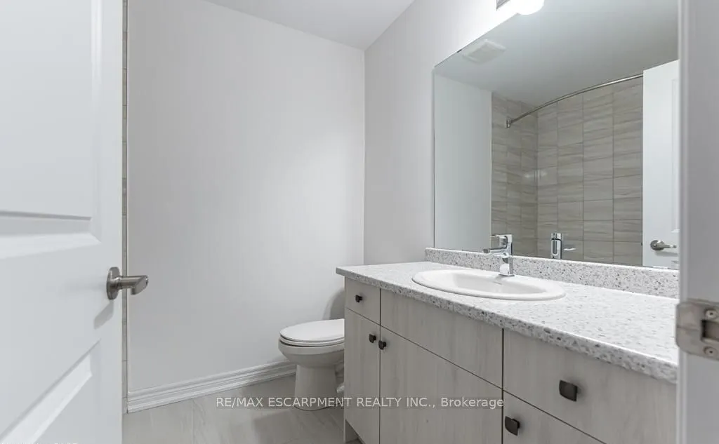 120 COURT Drive #22