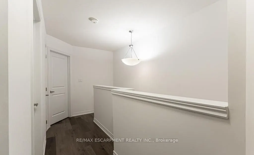 120 COURT Drive #22