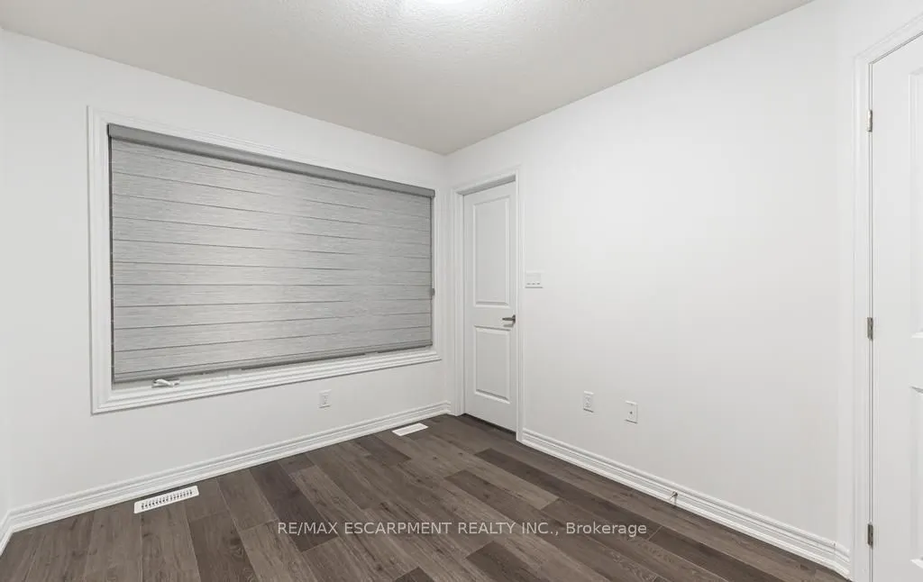 120 COURT Drive #22