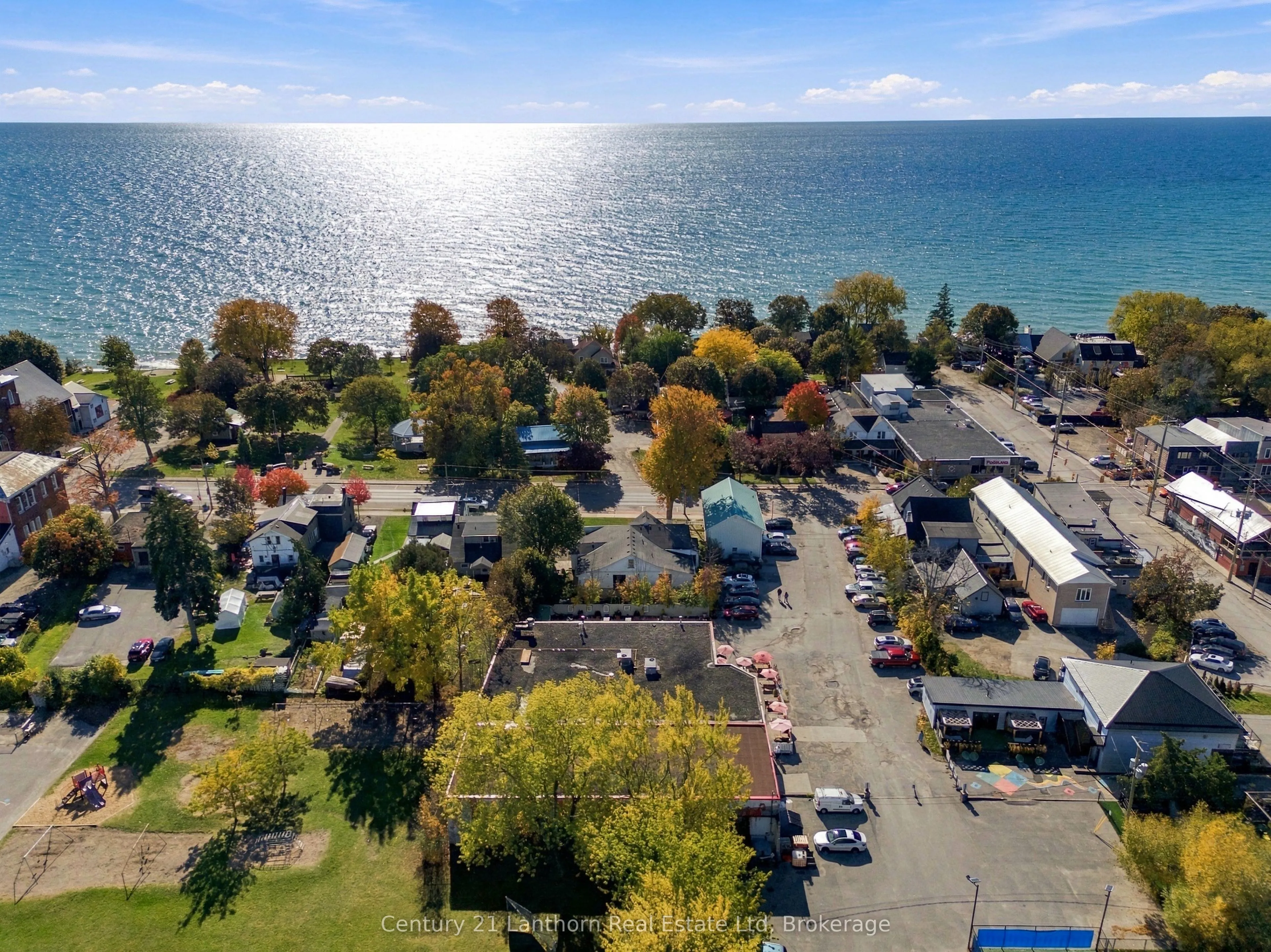 260 Wellington Main Street #A