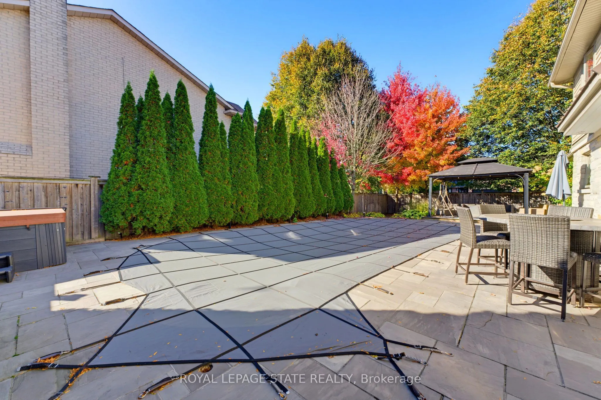 212 Stadacona Avenue