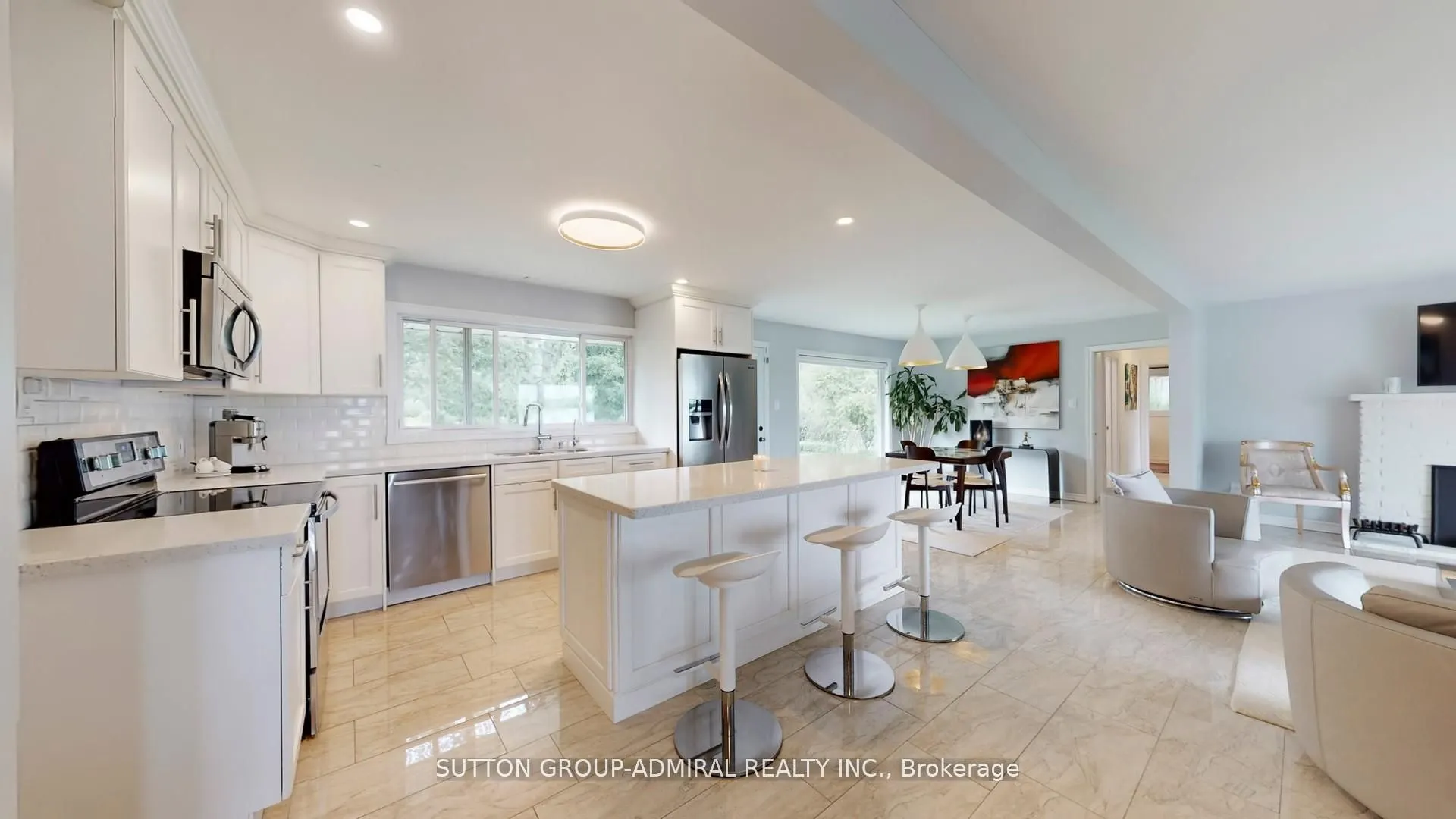9767 Niagara River Parkway #Main