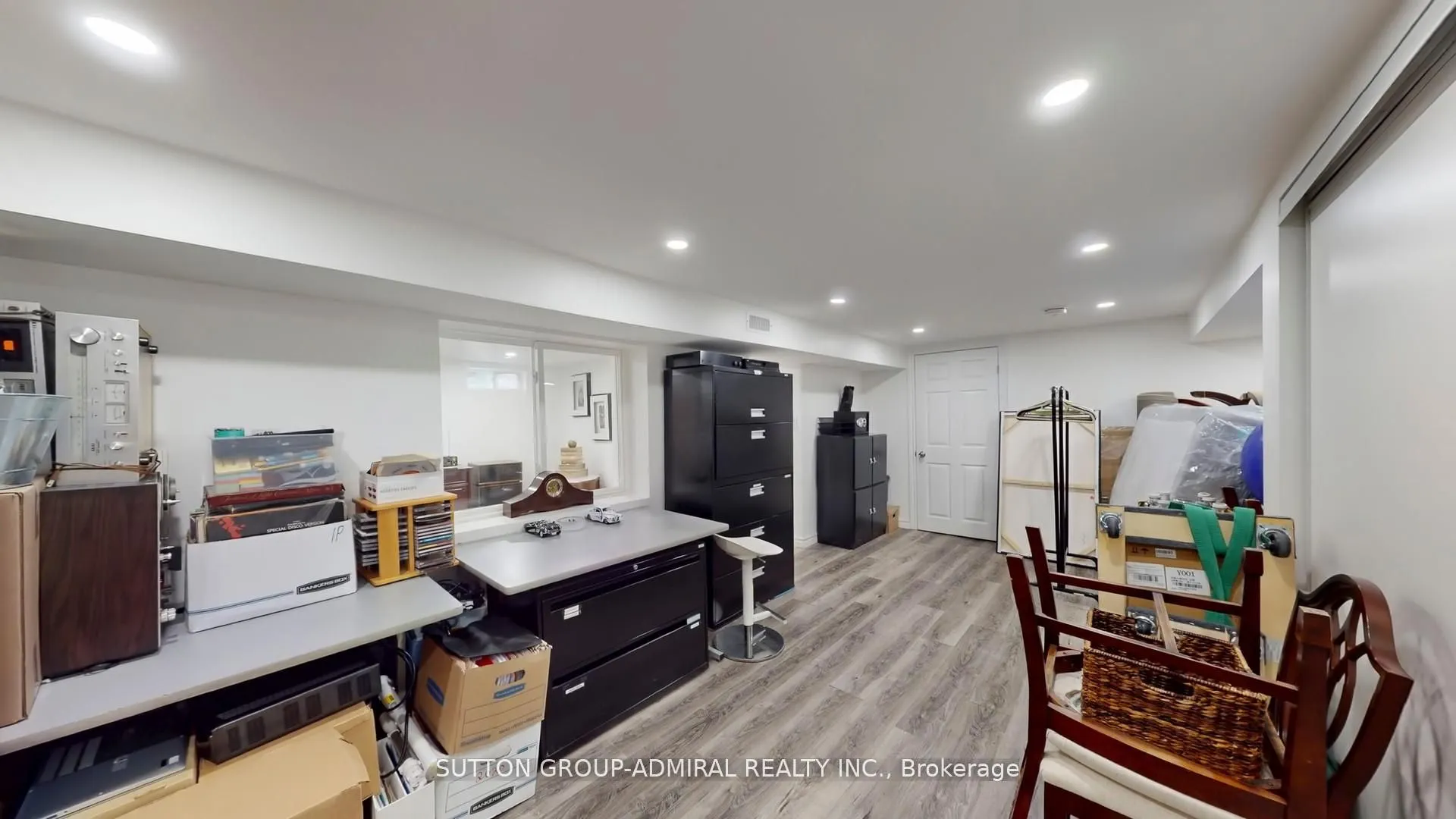 9767 Niagara River Parkway #Main