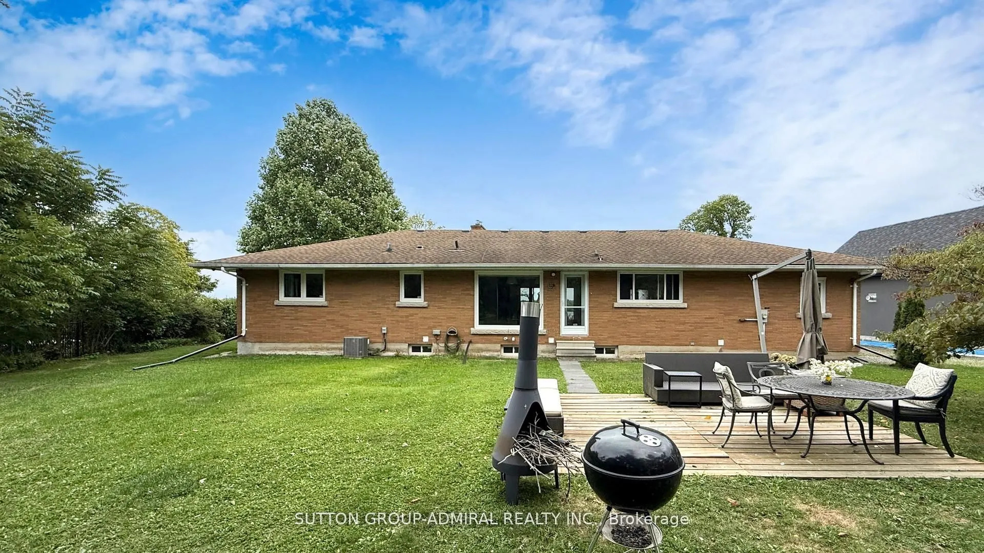 9767 Niagara River Parkway #Main