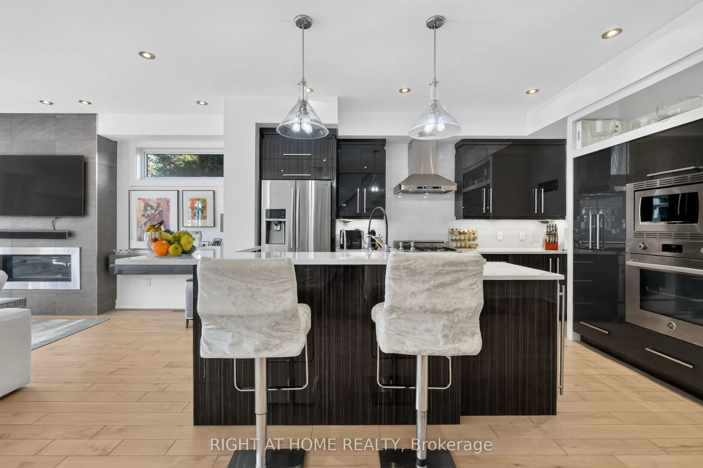 420 ATHLONE Avenue