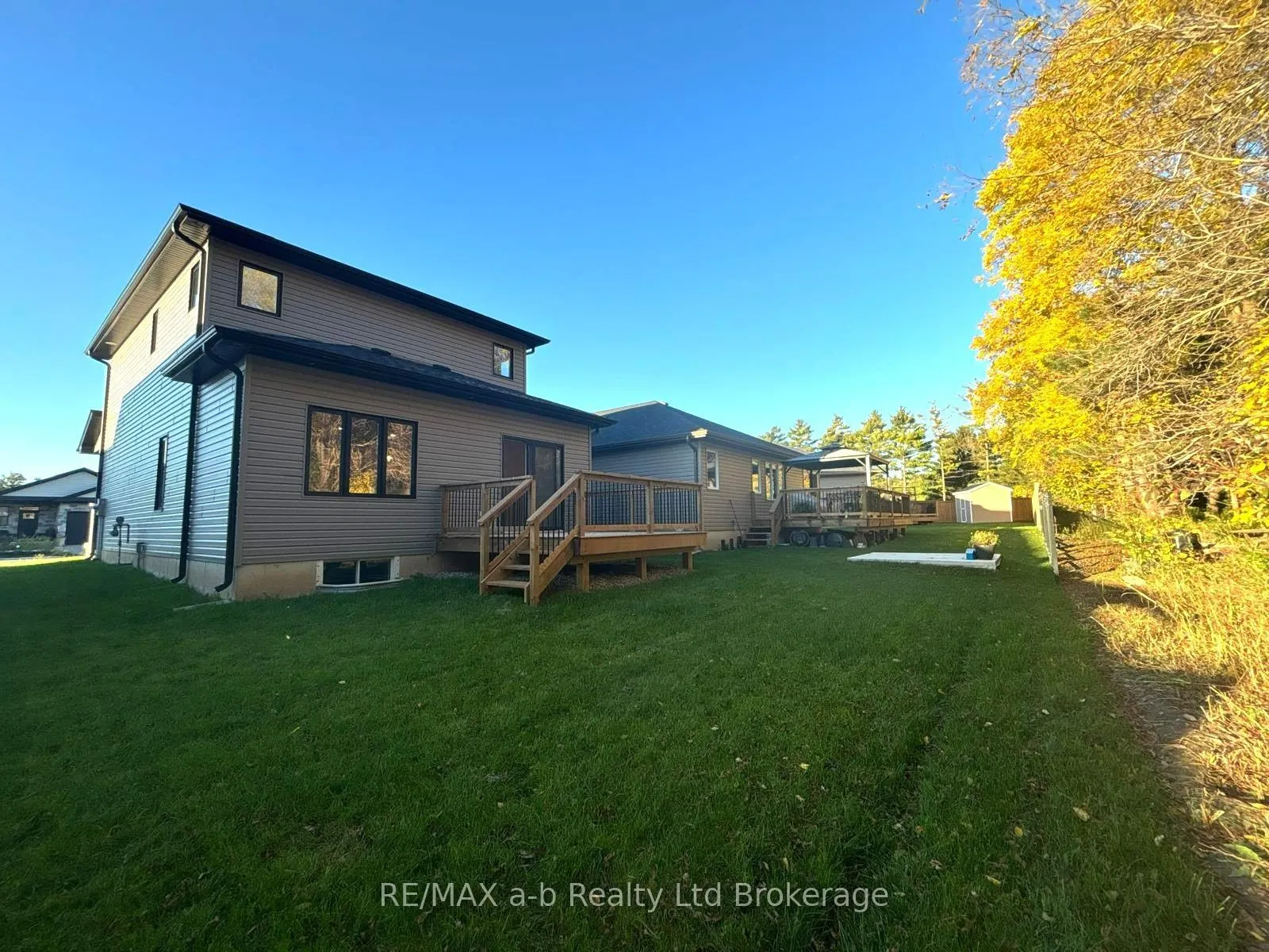 41 Cash Crescent
