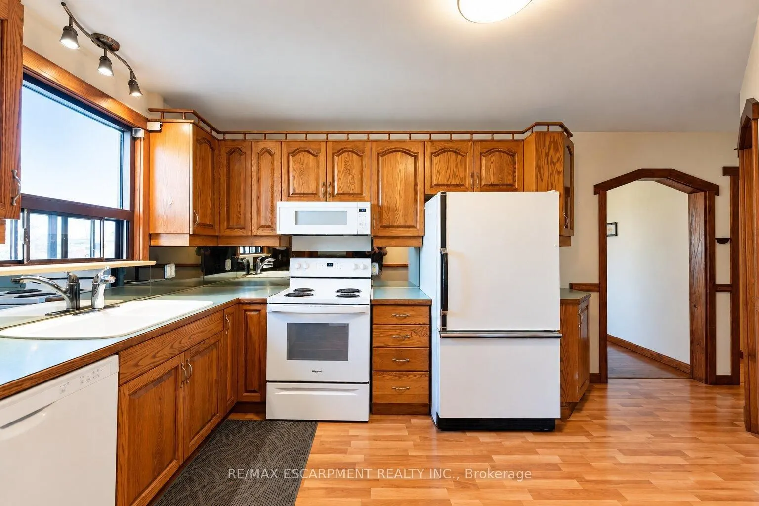 28 Shadyside Avenue