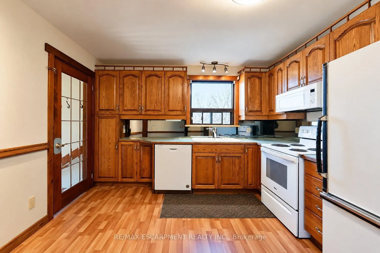 28 Shadyside Avenue