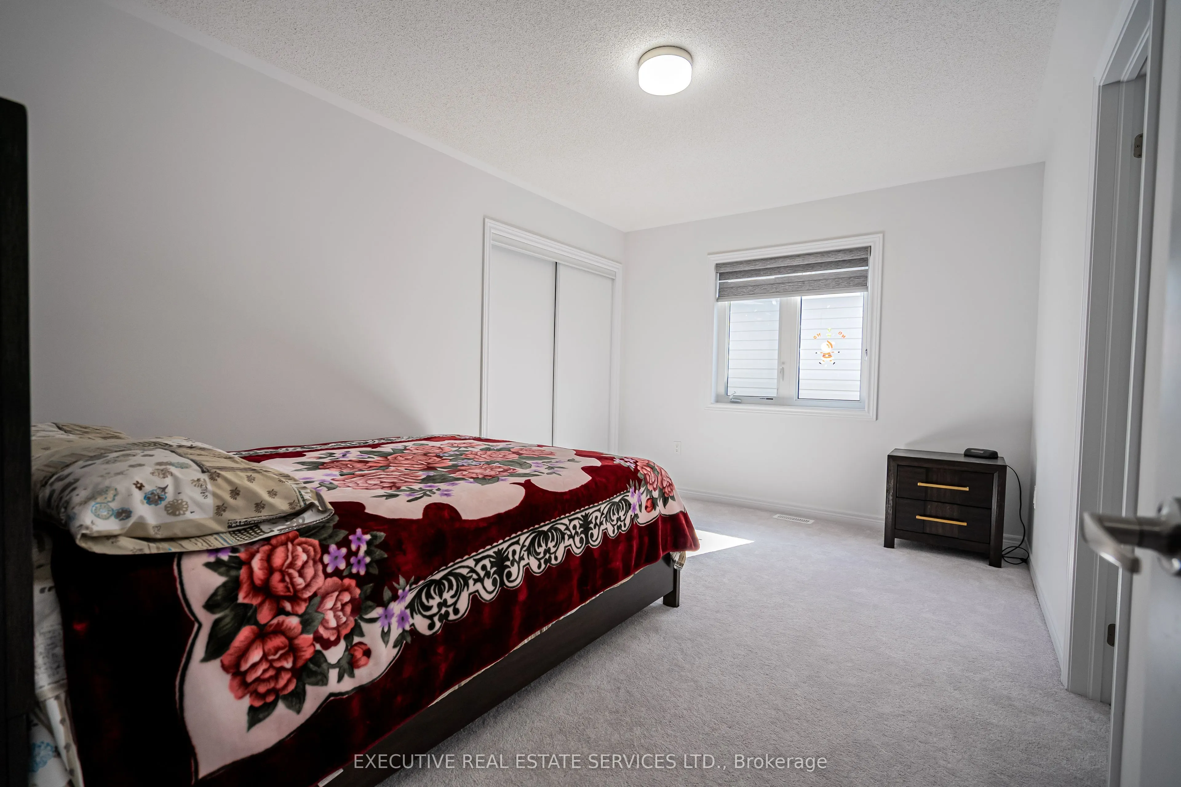 283 Rea Drive N