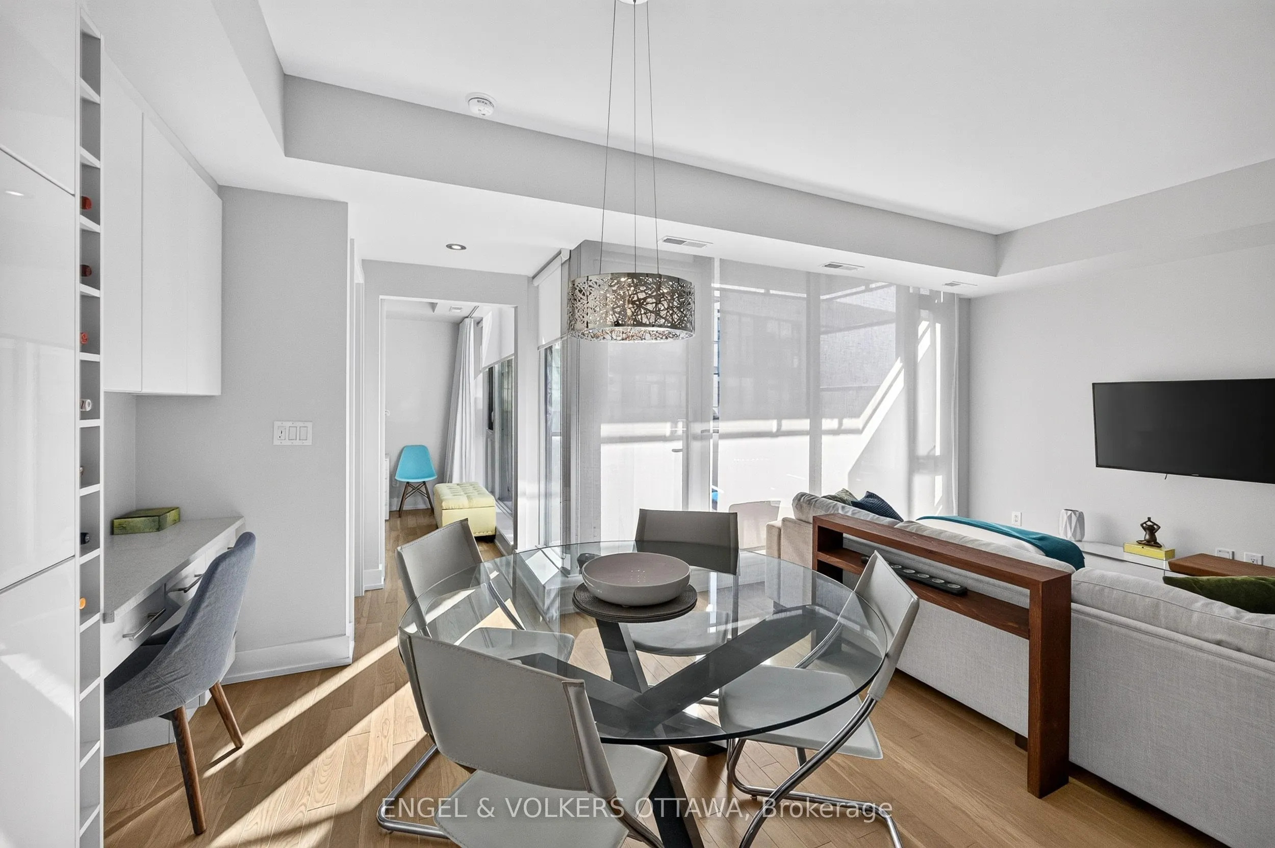 360 Patricia Avenue #710