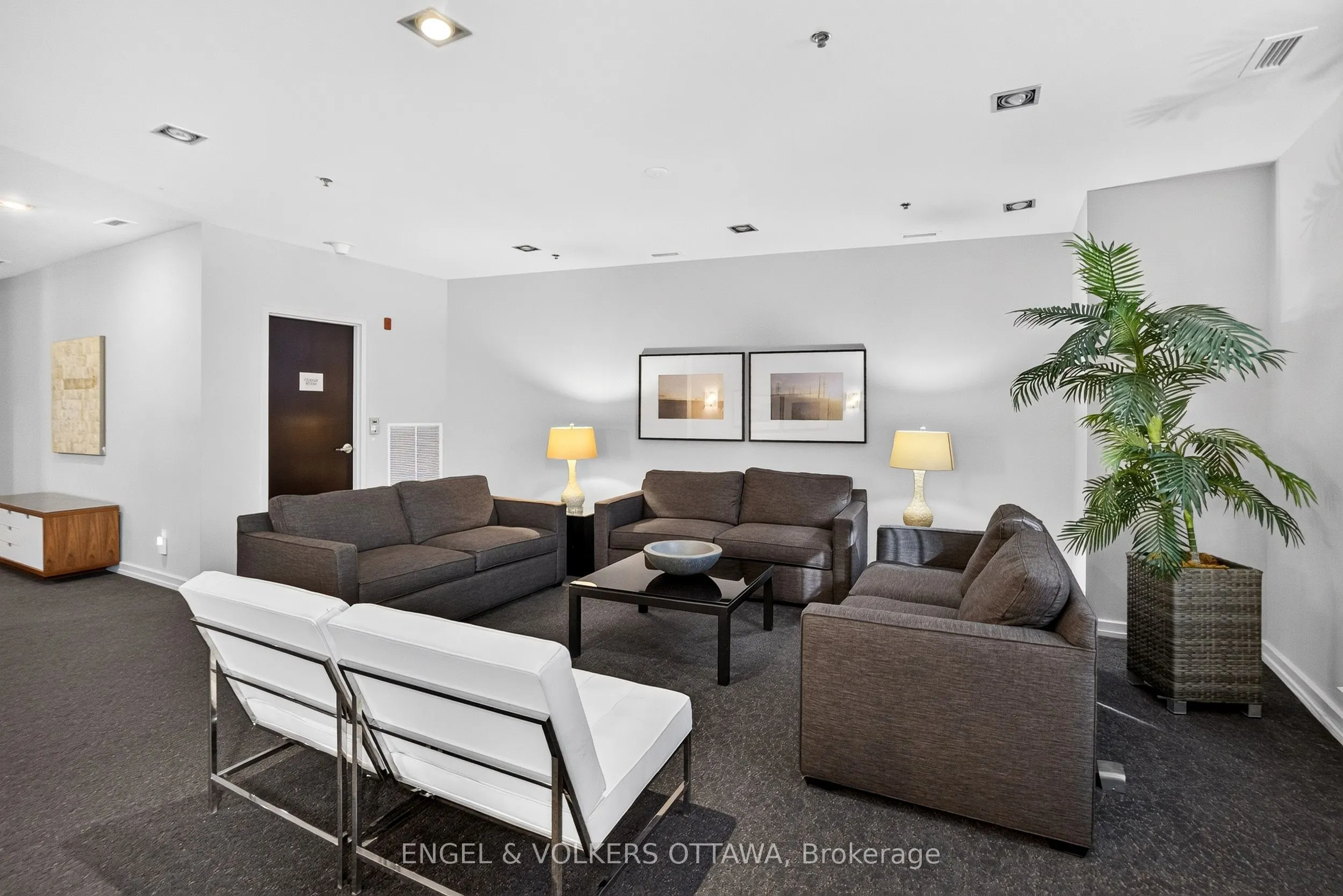 360 Patricia Avenue #710