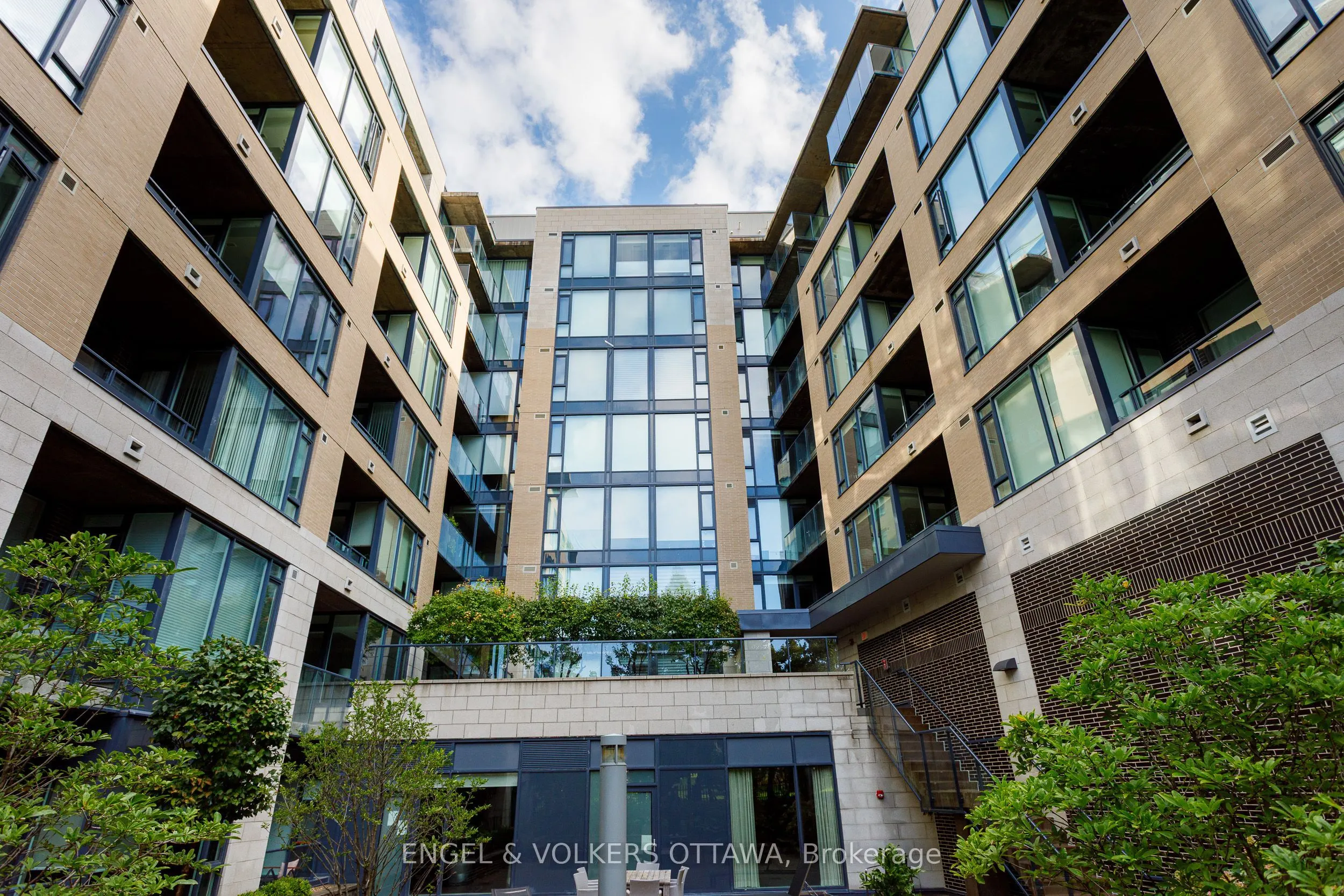 360 Patricia Avenue #710