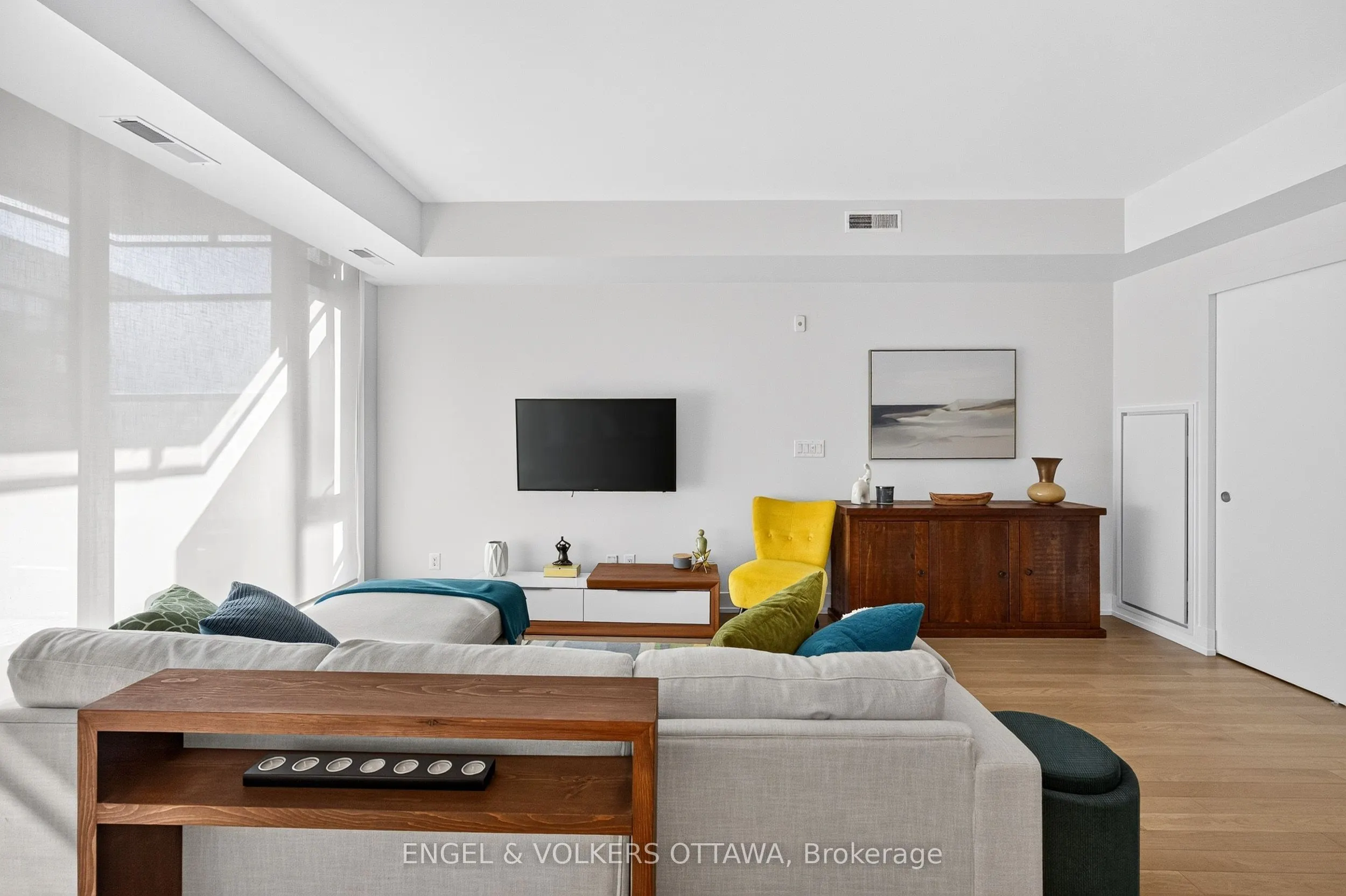 360 Patricia Avenue #710