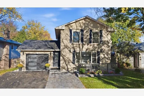 74 WINDING WOODS Crescent