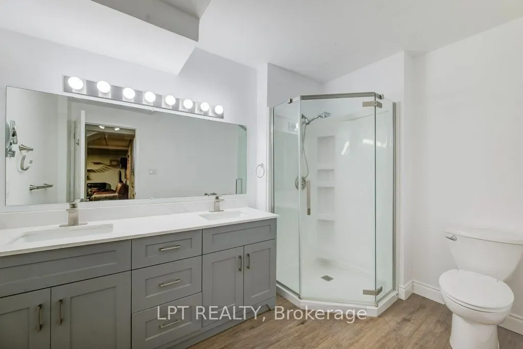 28 Bridlewood Drive E