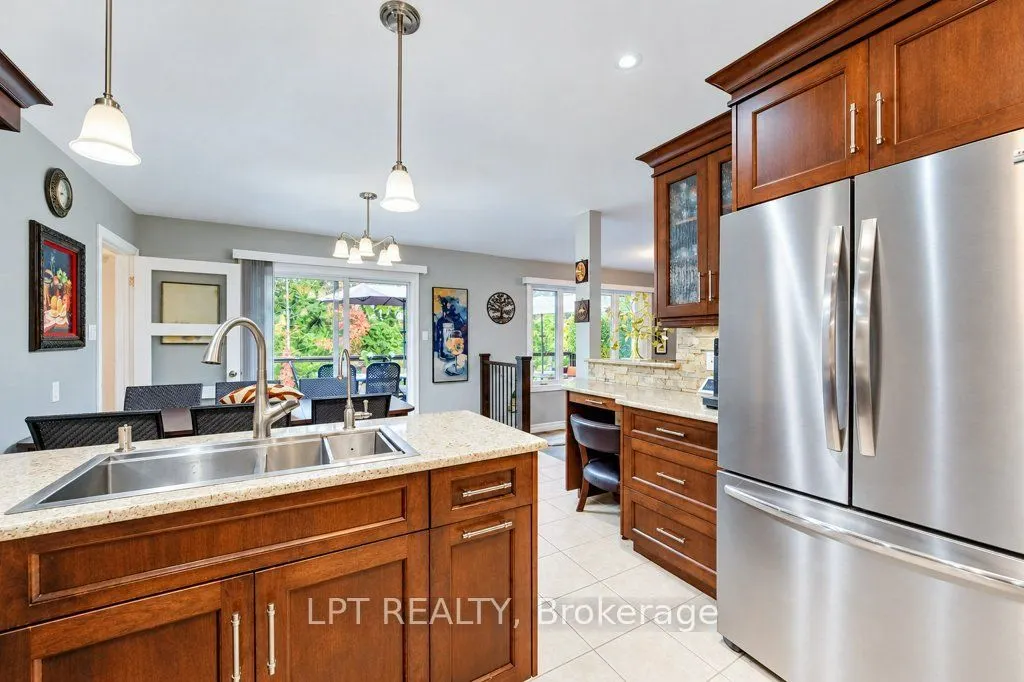 28 Bridlewood Drive E