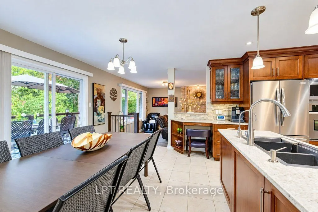 28 Bridlewood Drive E