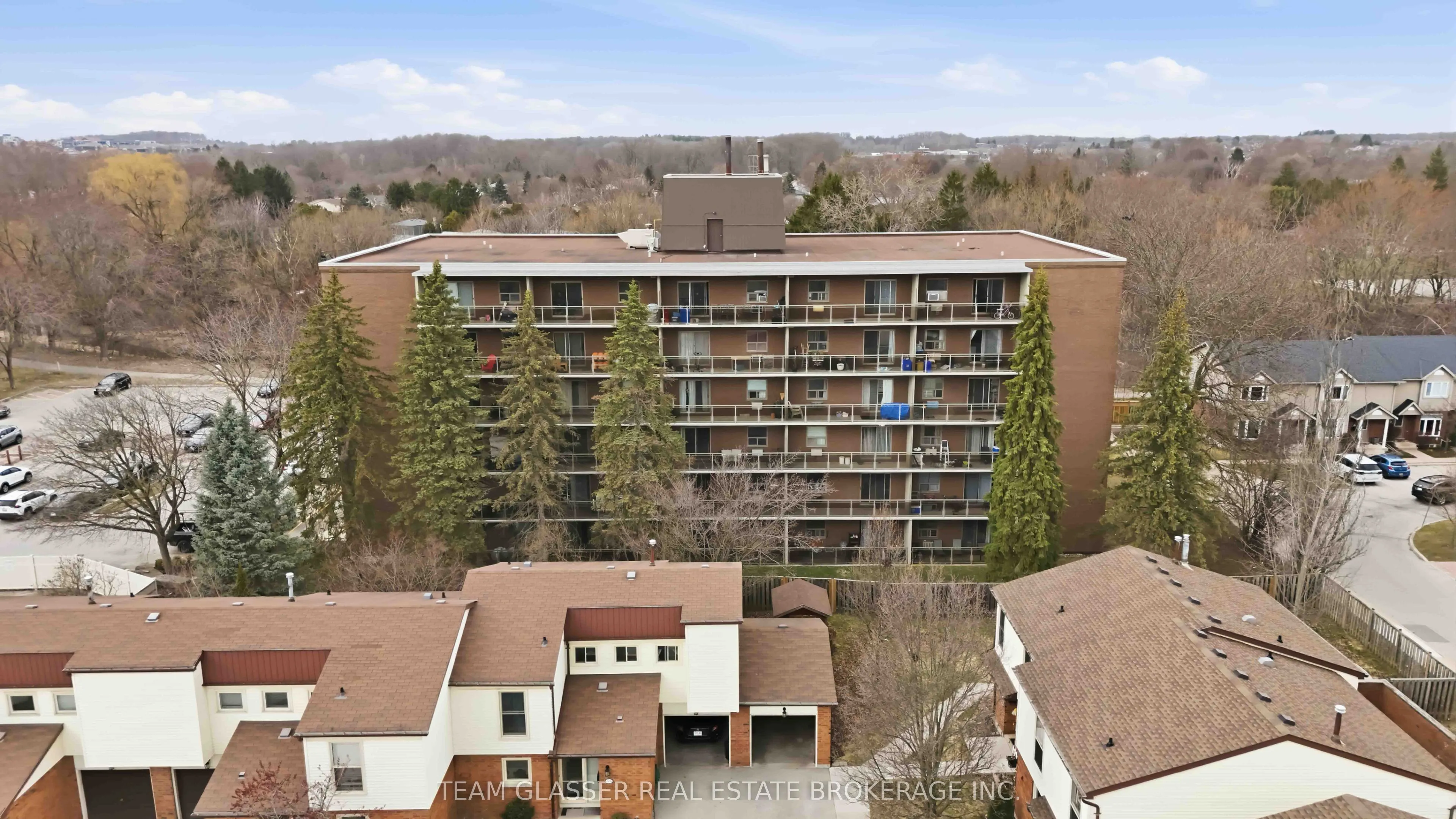 746 Fanshawe Park Road E #211