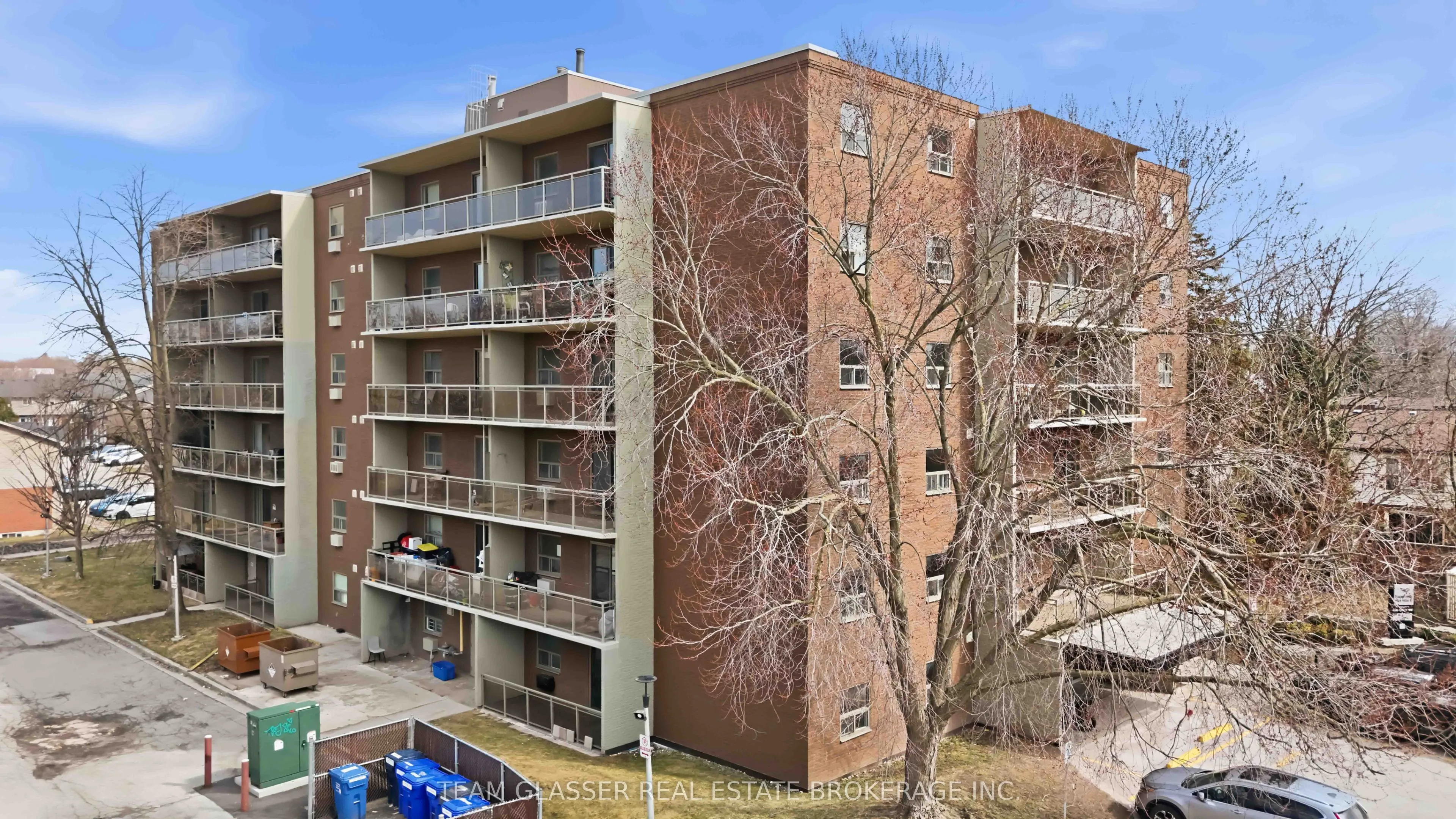 746 Fanshawe Park Road E #211