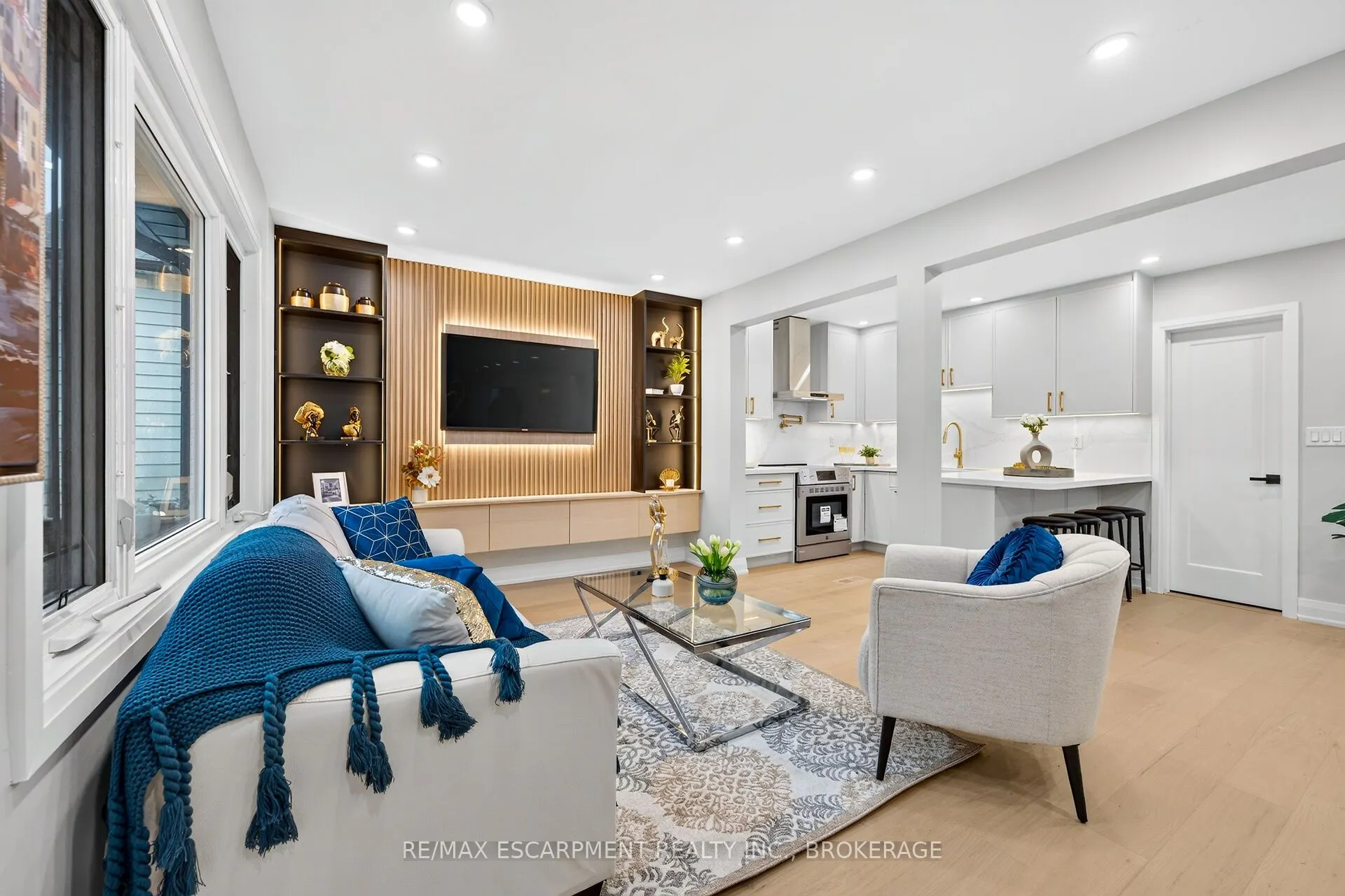 5662 Morden Drive