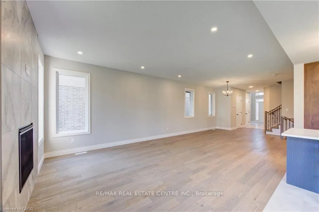 1761 Finley Crescent