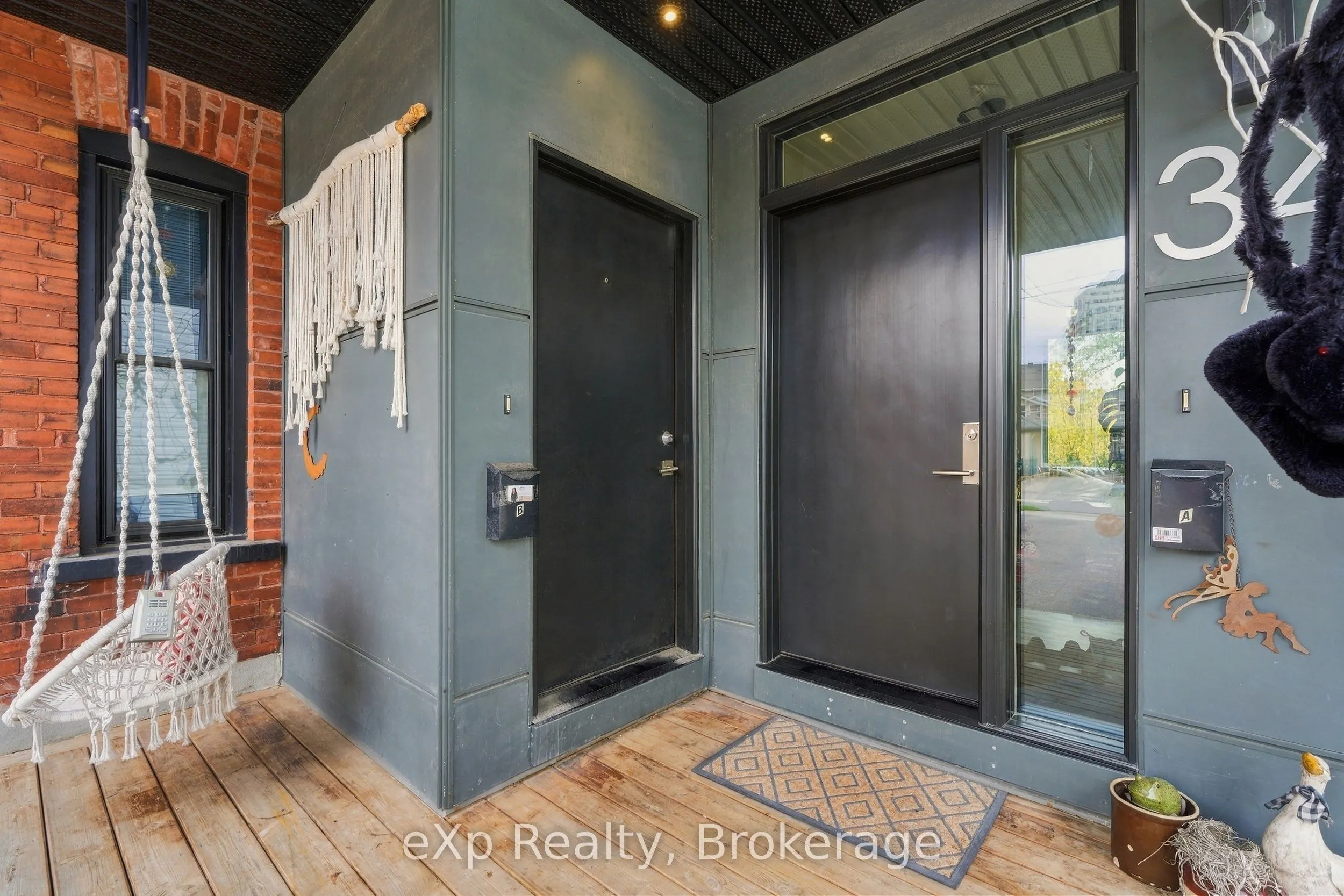 34 Duke Street #B