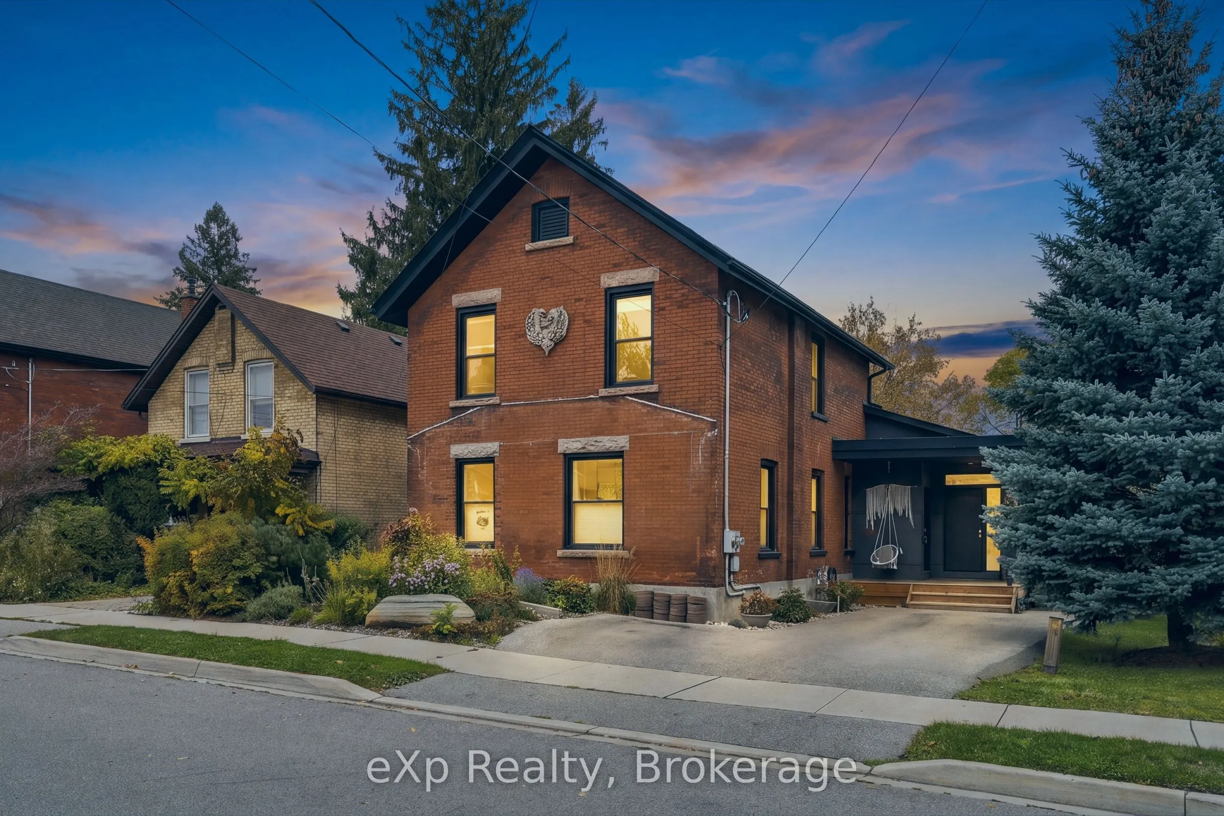 34 Duke Street #B