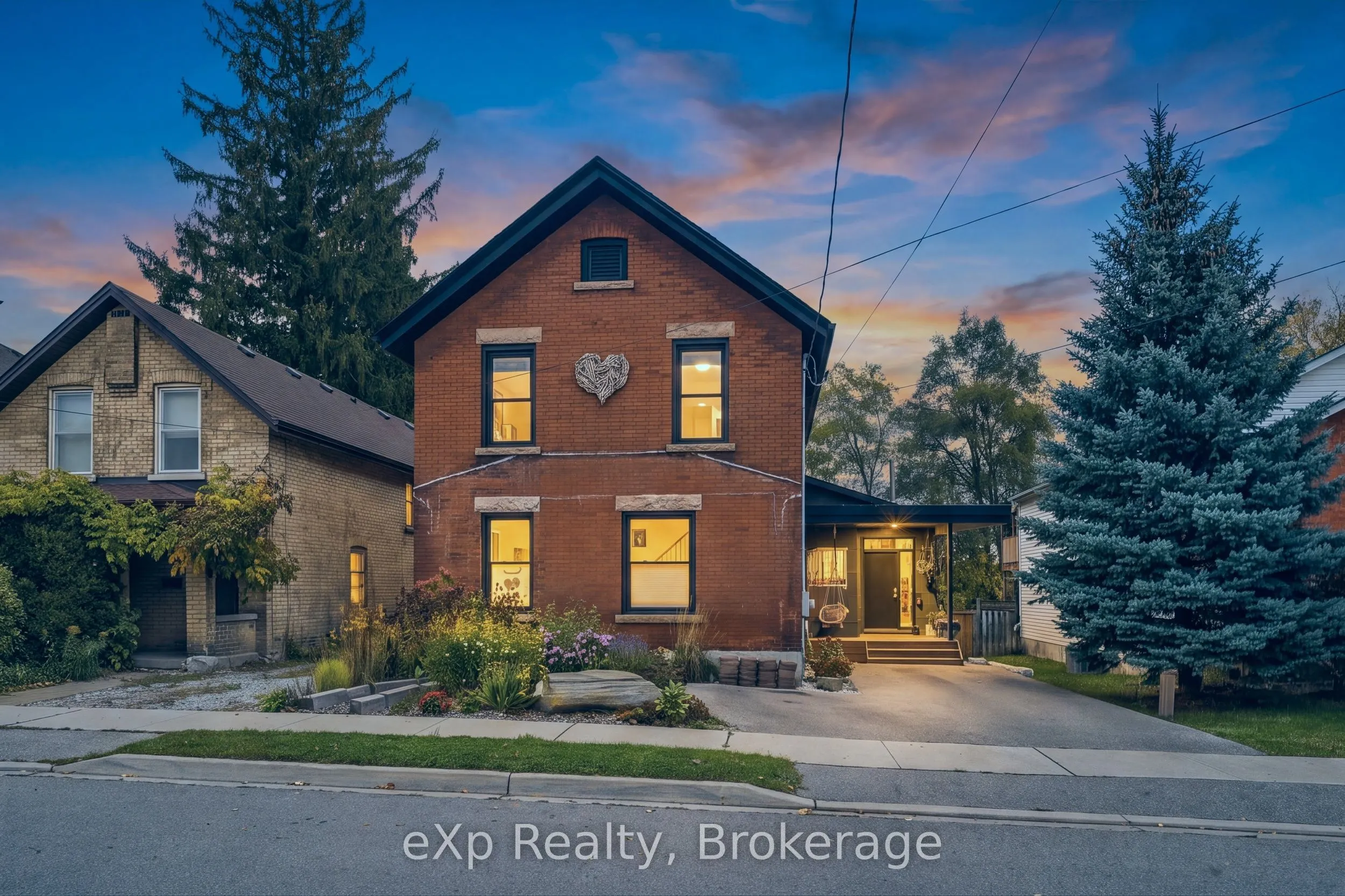 34 Duke Street #B