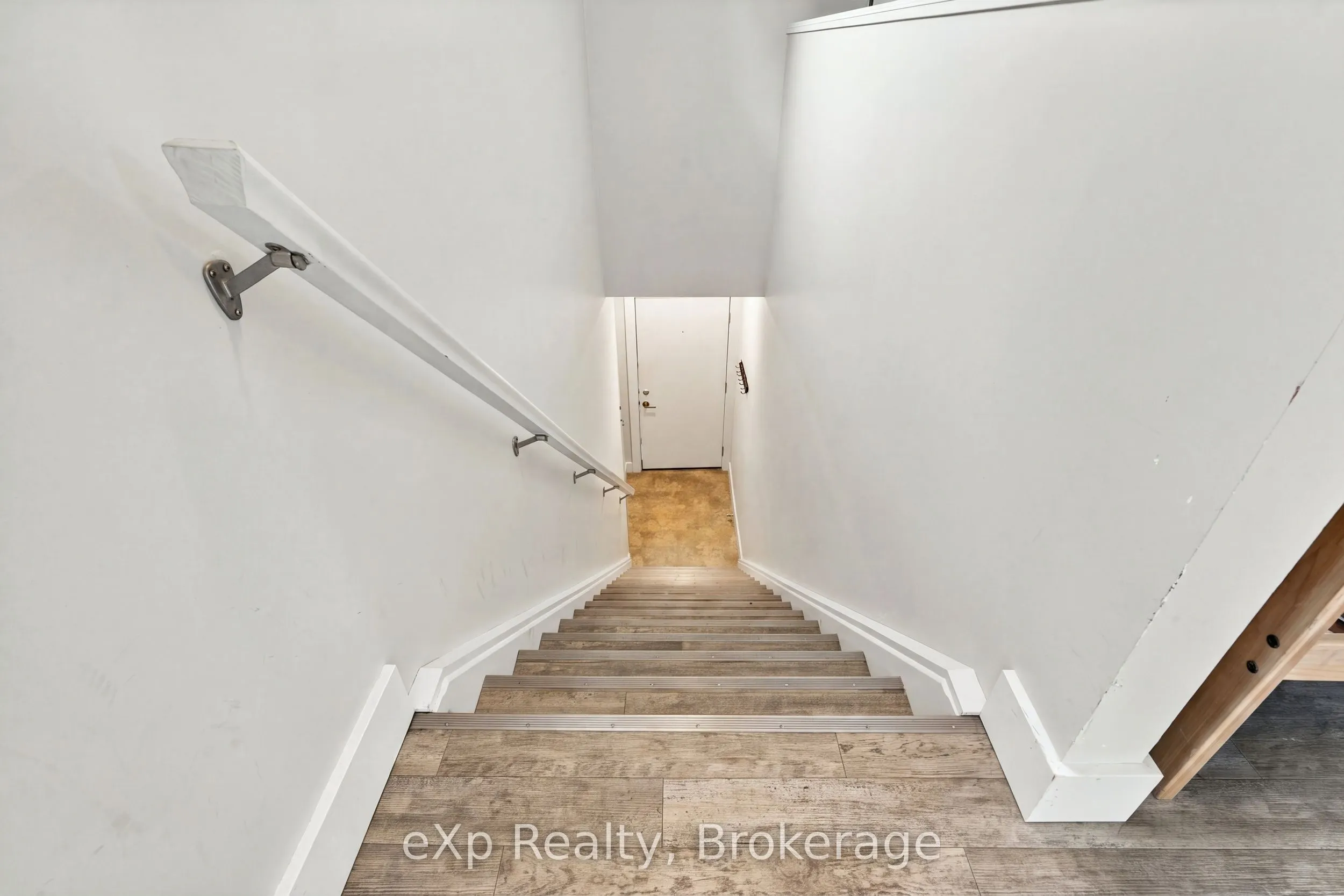 34 Duke Street #B