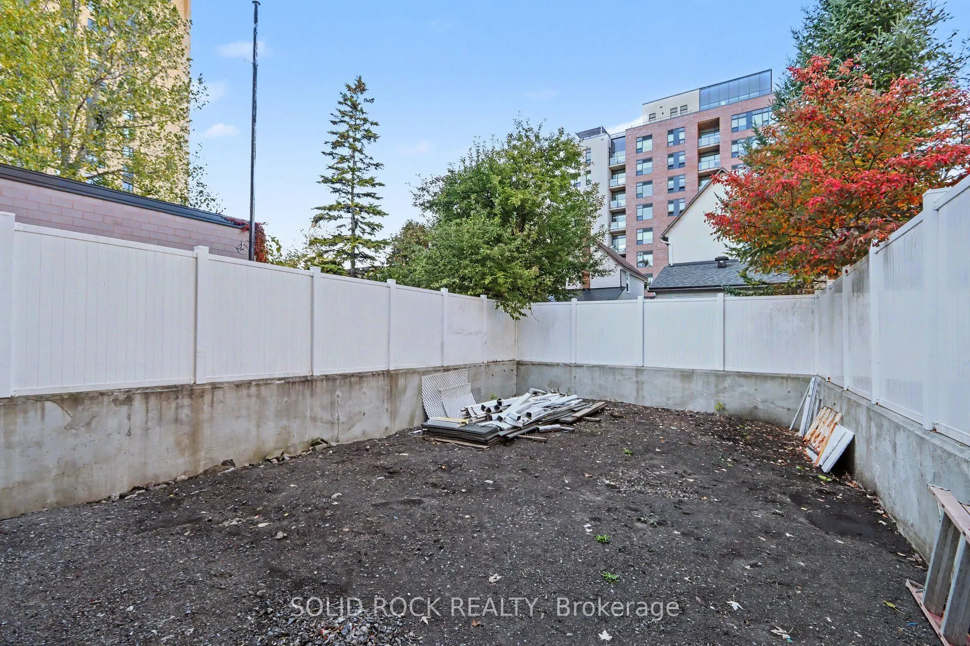 127 Pamilla Street