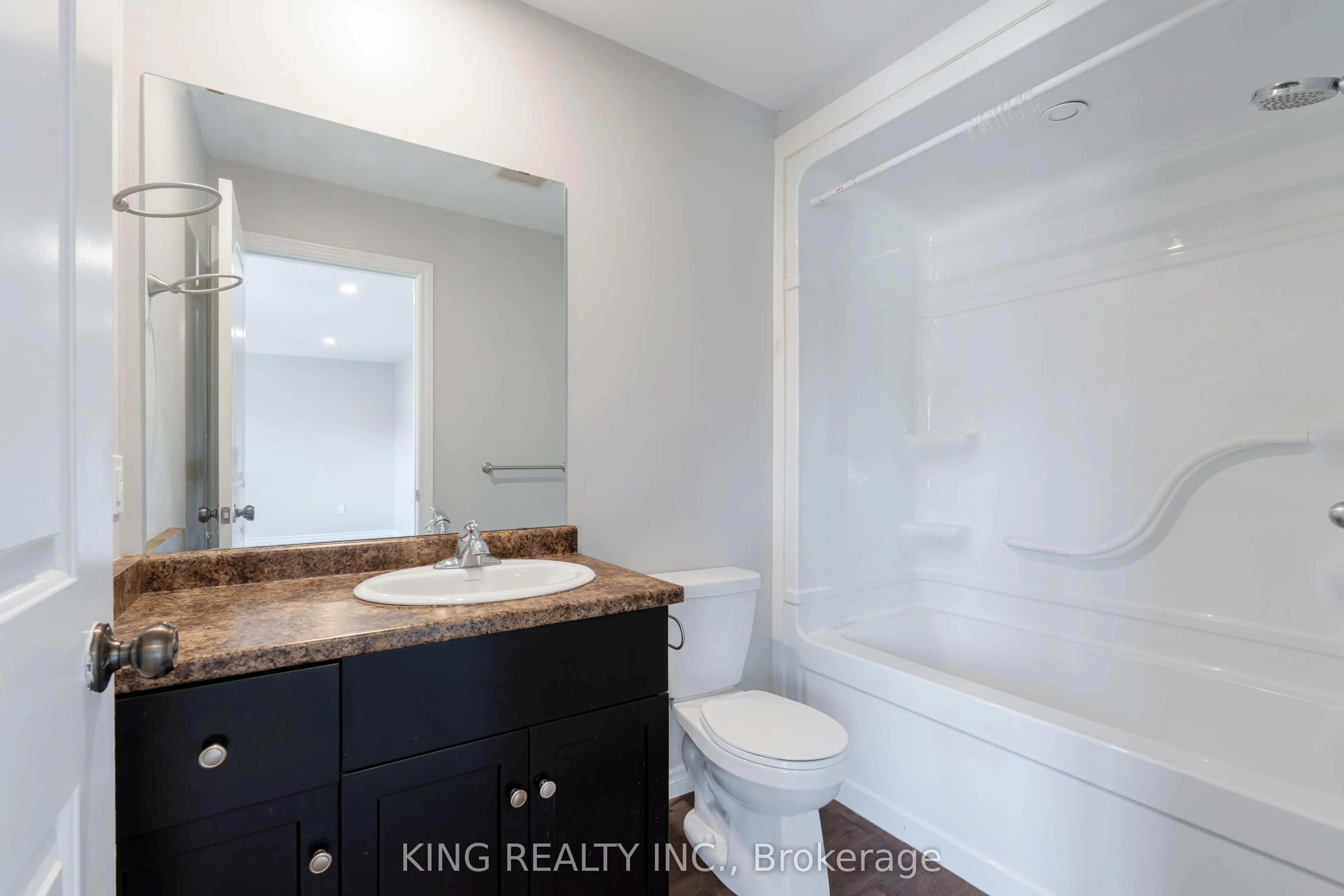 28 MINLER Street #1