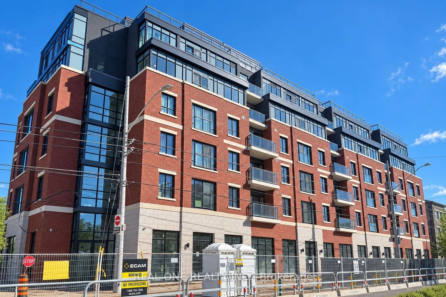 810 King Street W #404