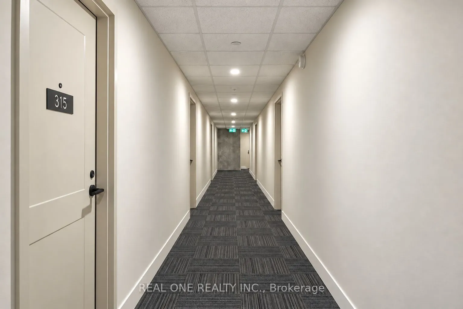 810 King Street W #404
