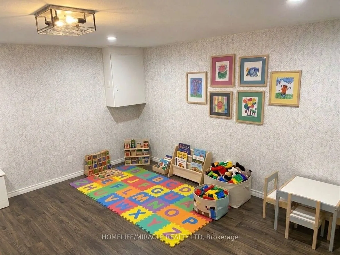 390 Springbank Avenue #7